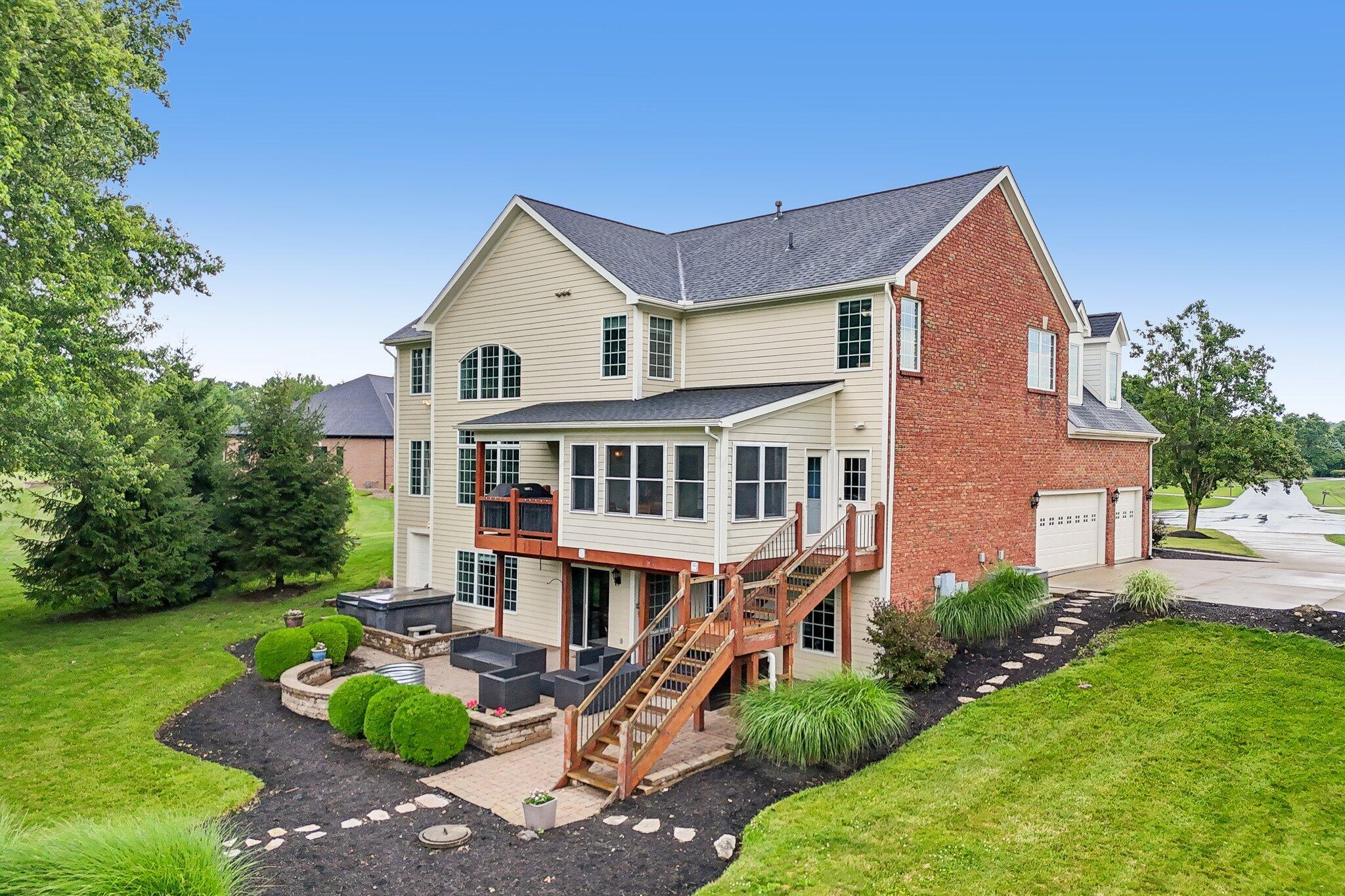 6820 Ohio Canal Court — photo