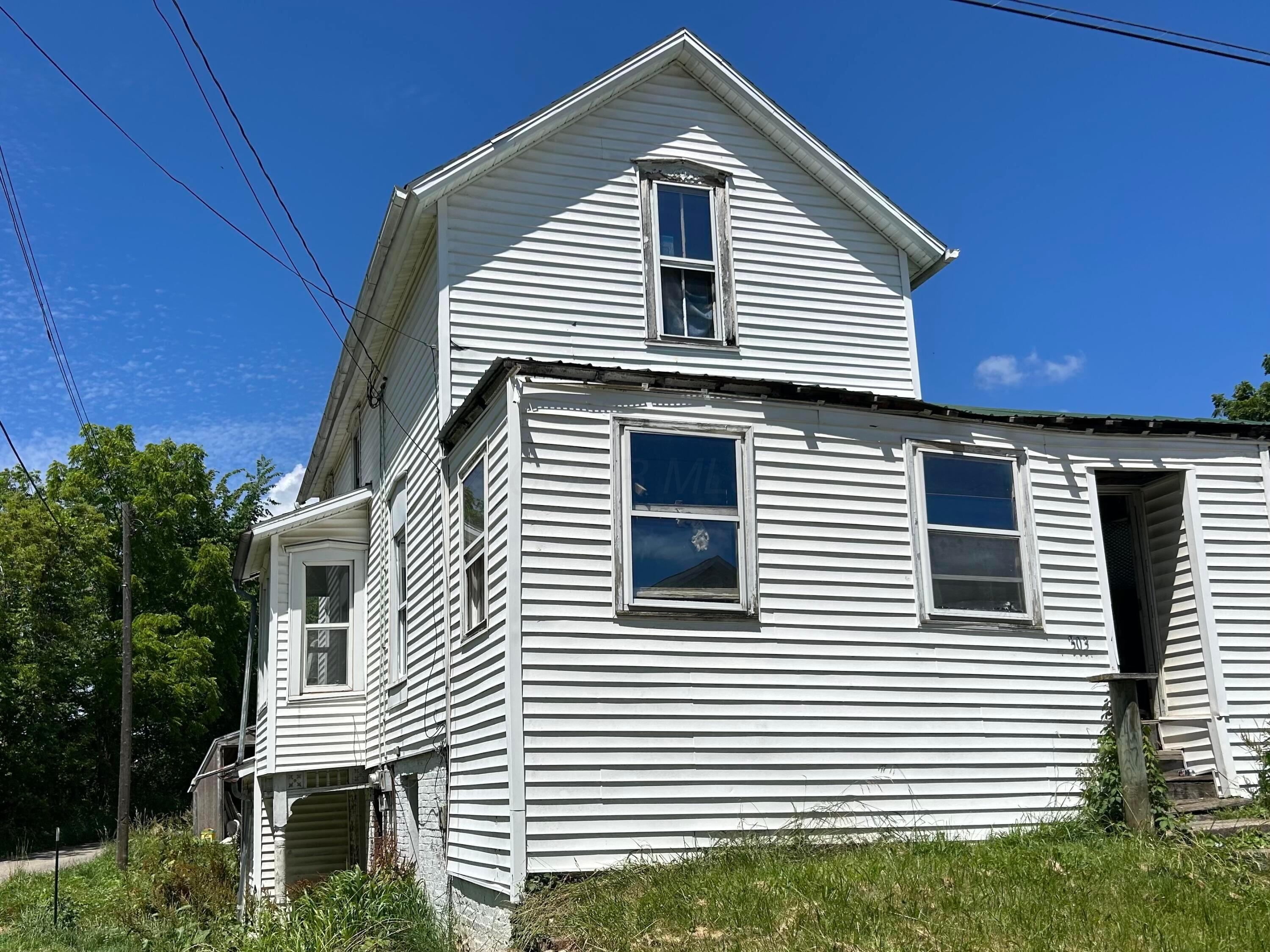 303 High Street — photo