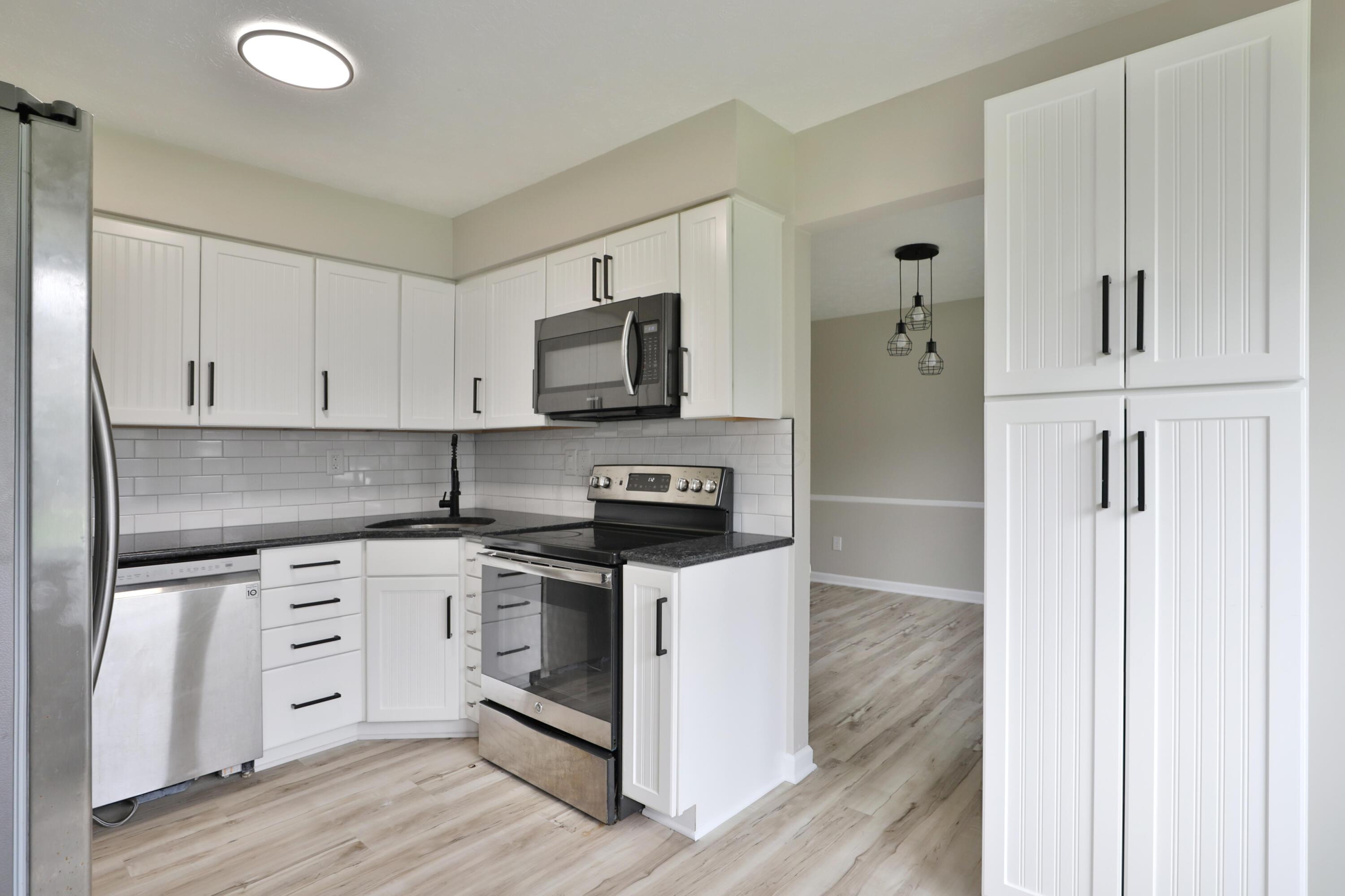 6909 Starfire Drive — photo