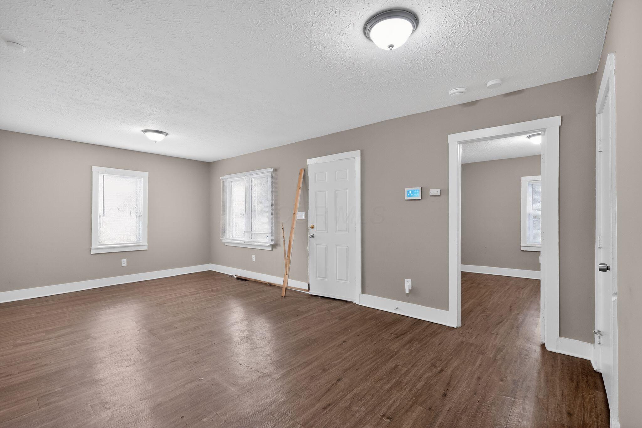 2520 Atwood Terrace — photo