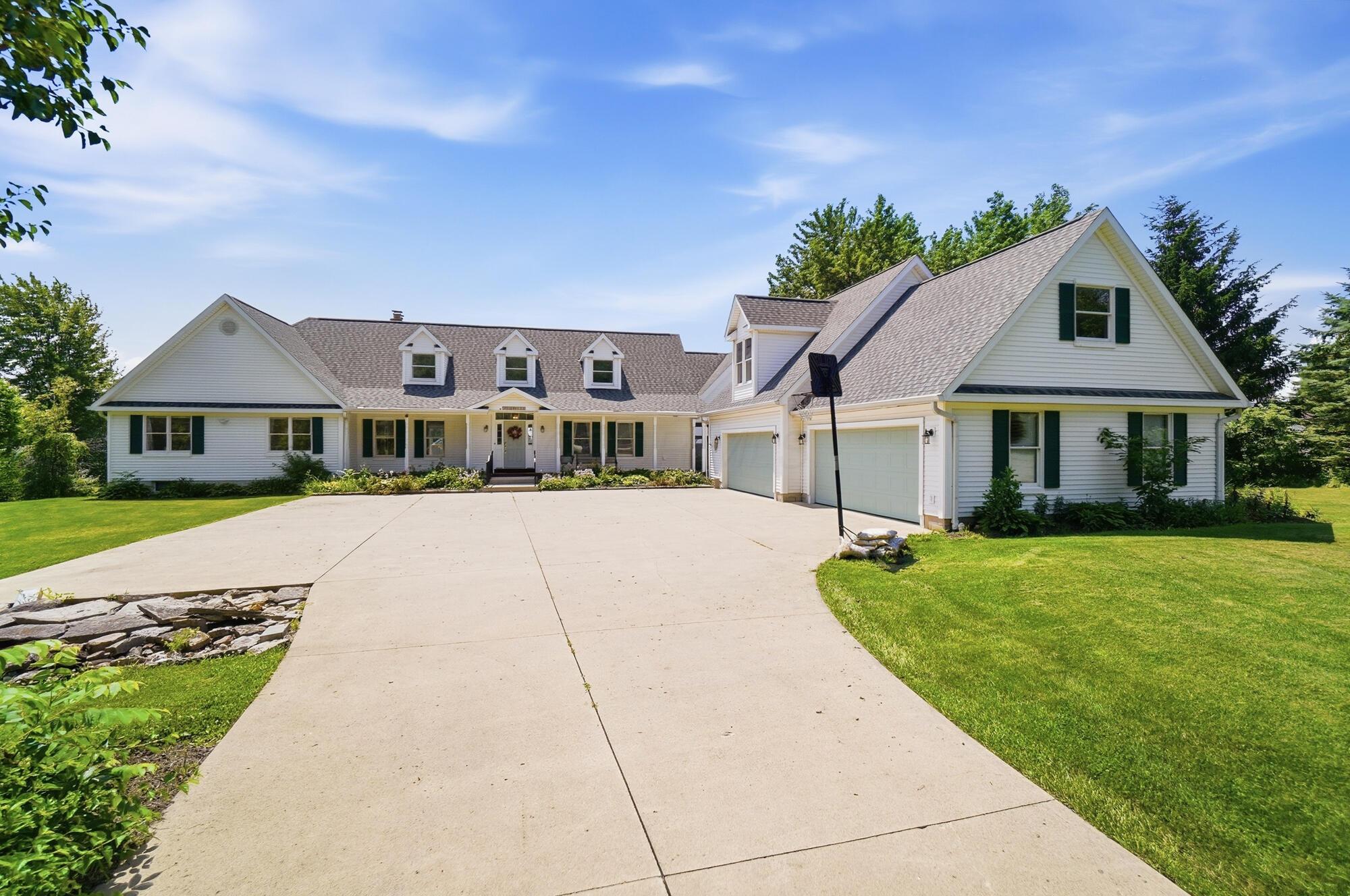 9521 Brock Road — photo