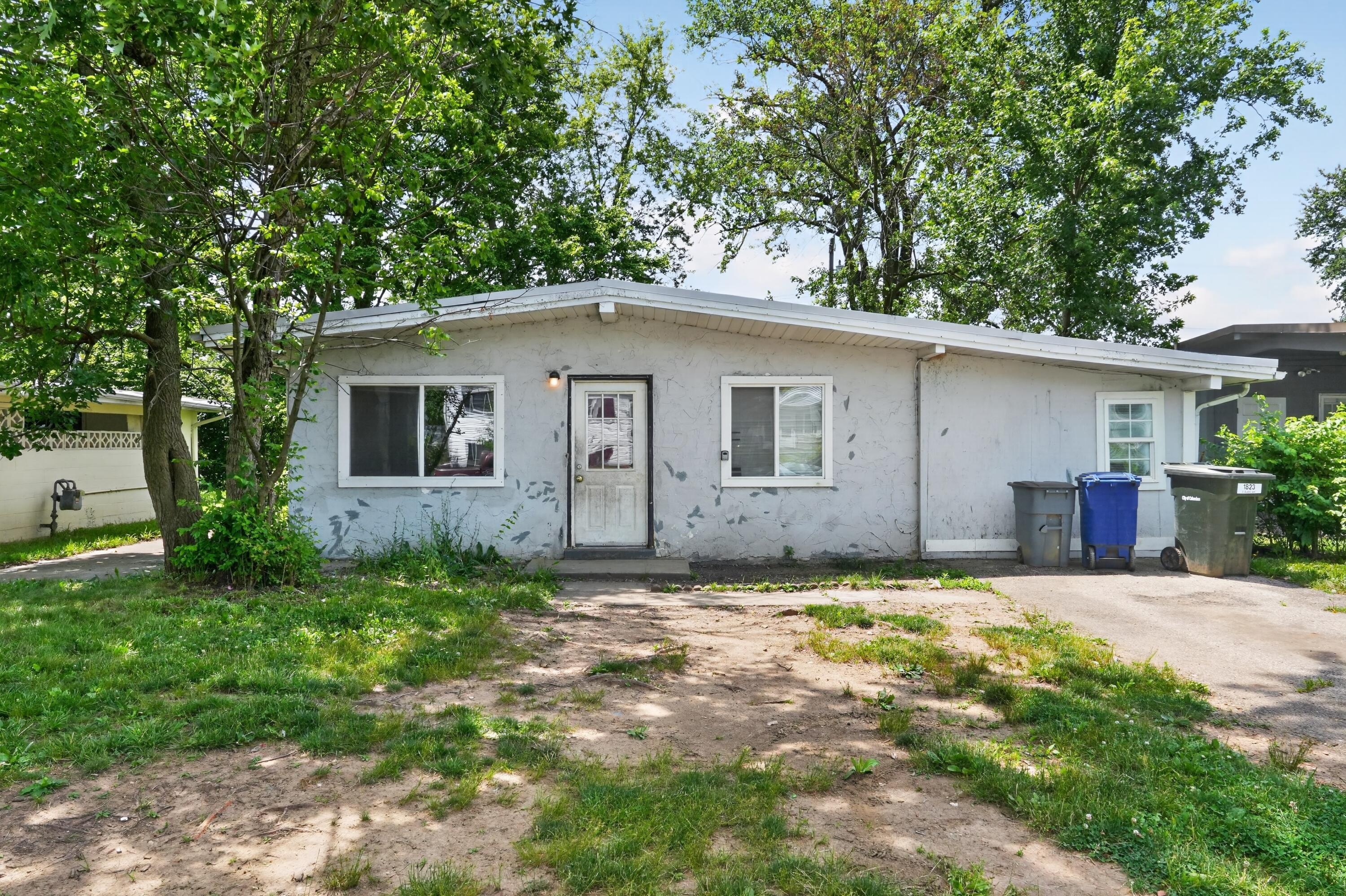 1823 E Blake Avenue — photo
