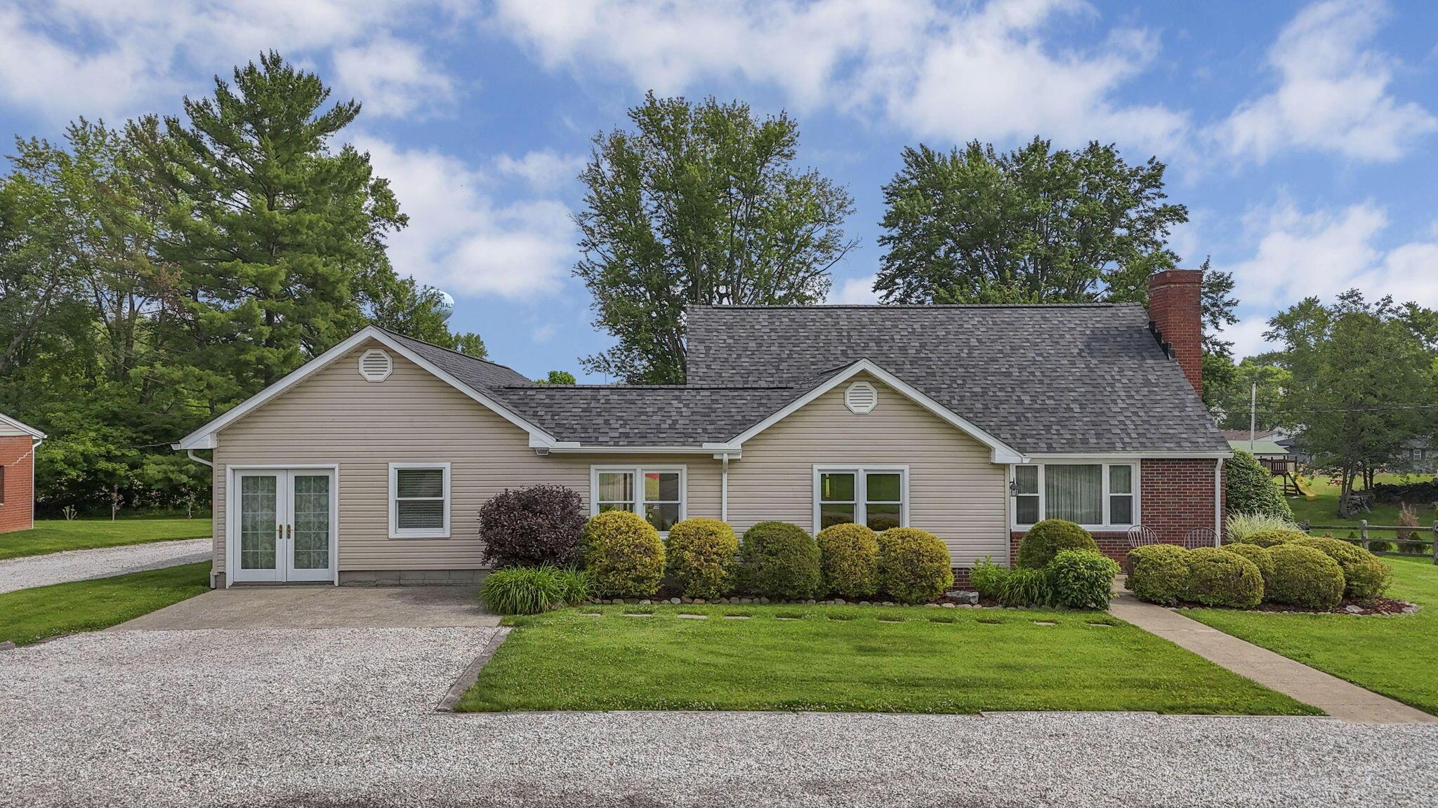 320 W Jefferson Street — photo