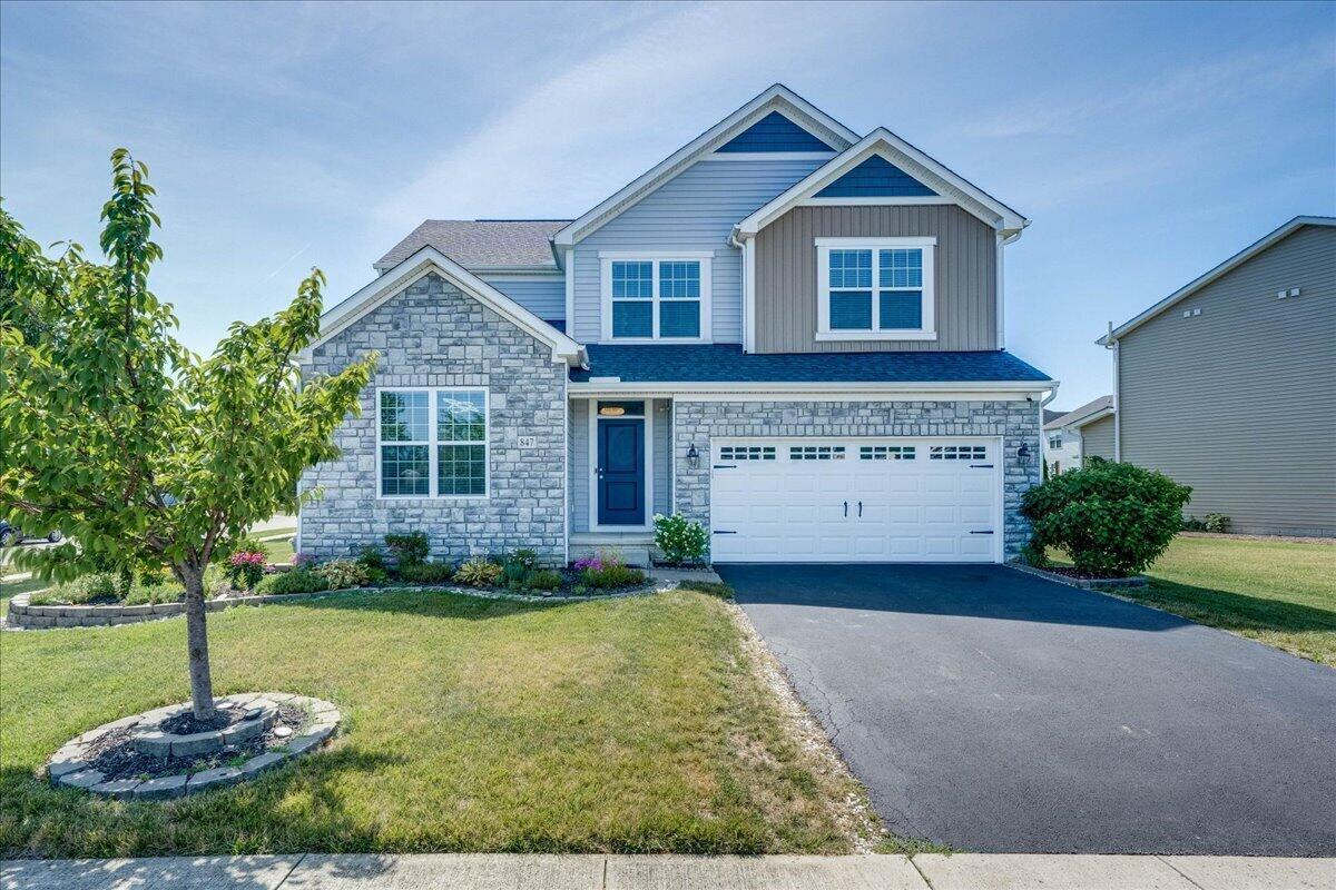 847 Admiral Drive — photo