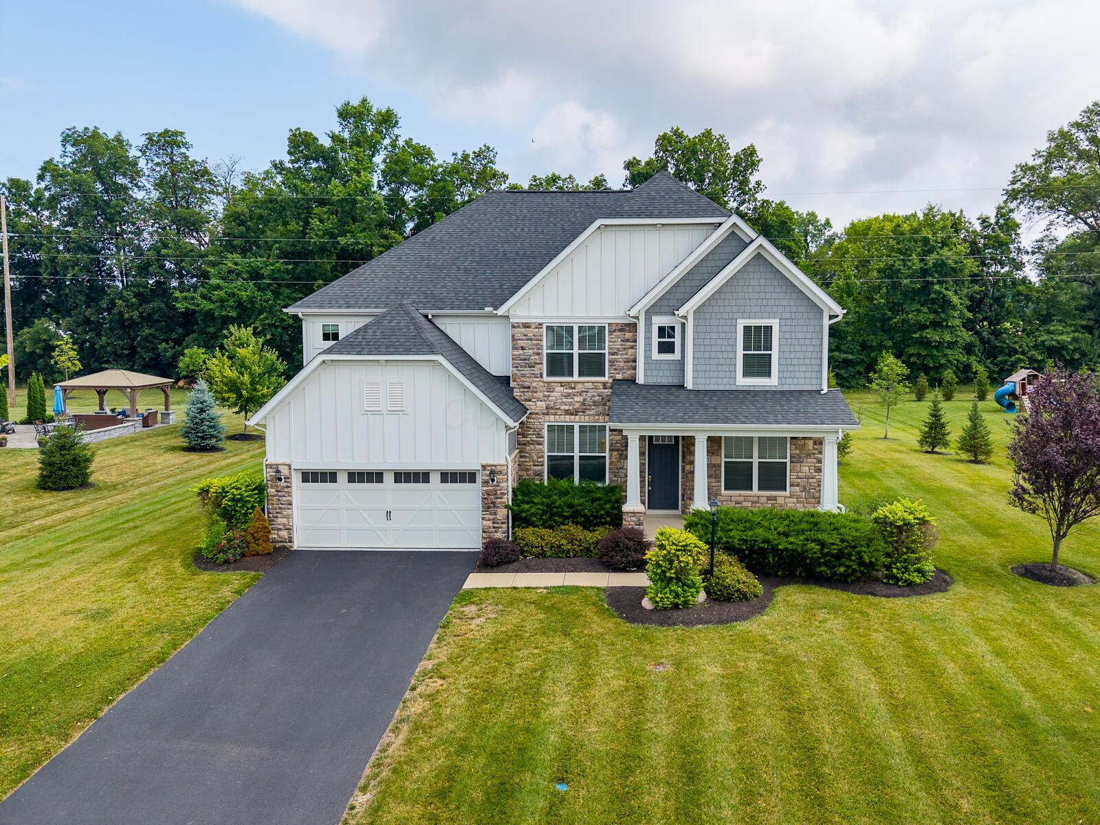 6543 Brookview Manor Drive — photo