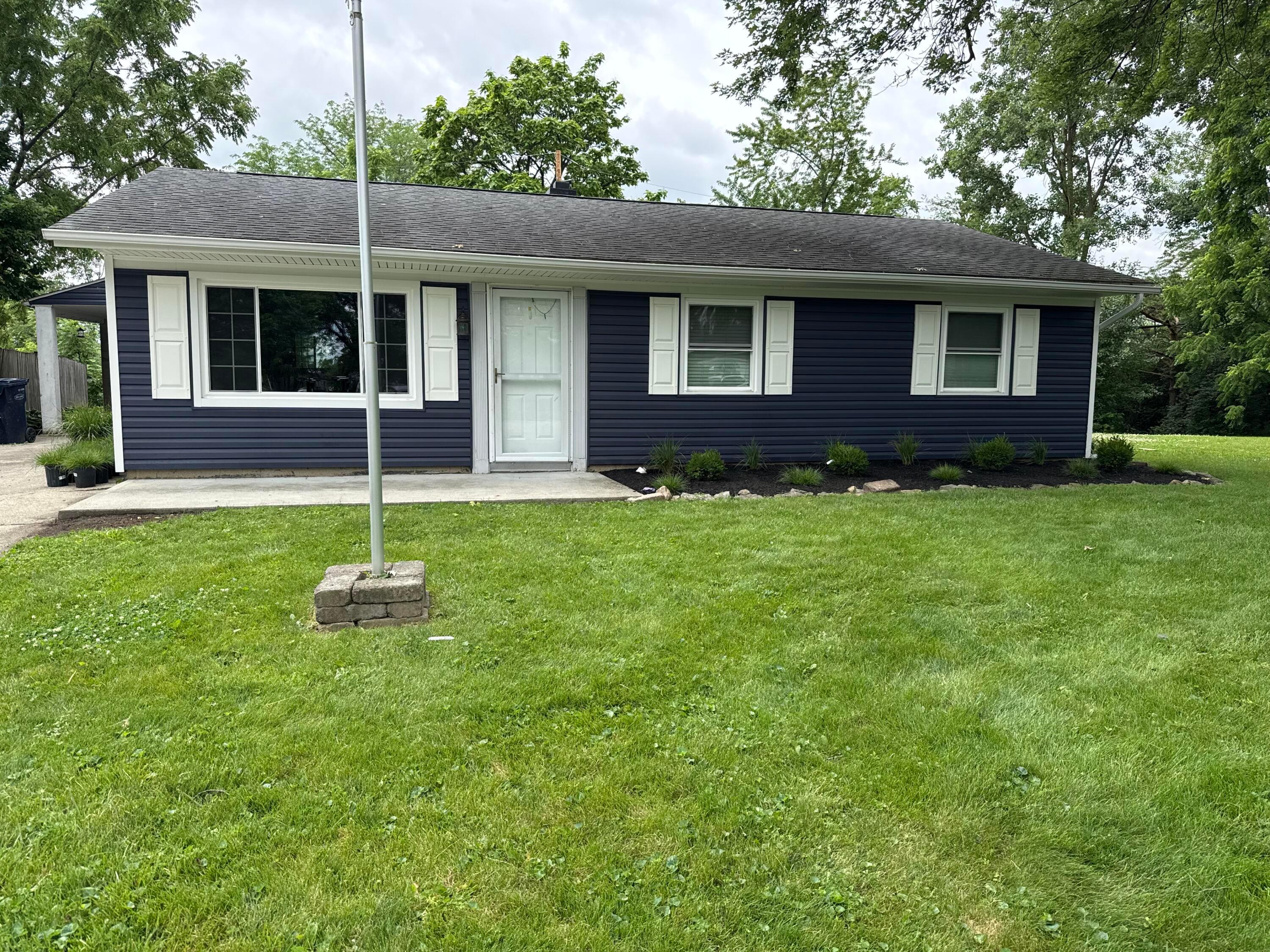 4415 Lacon Circle — photo