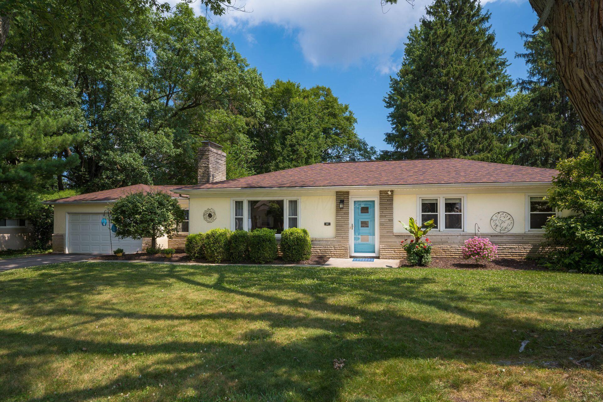 210 Fairlawn Drive — photo