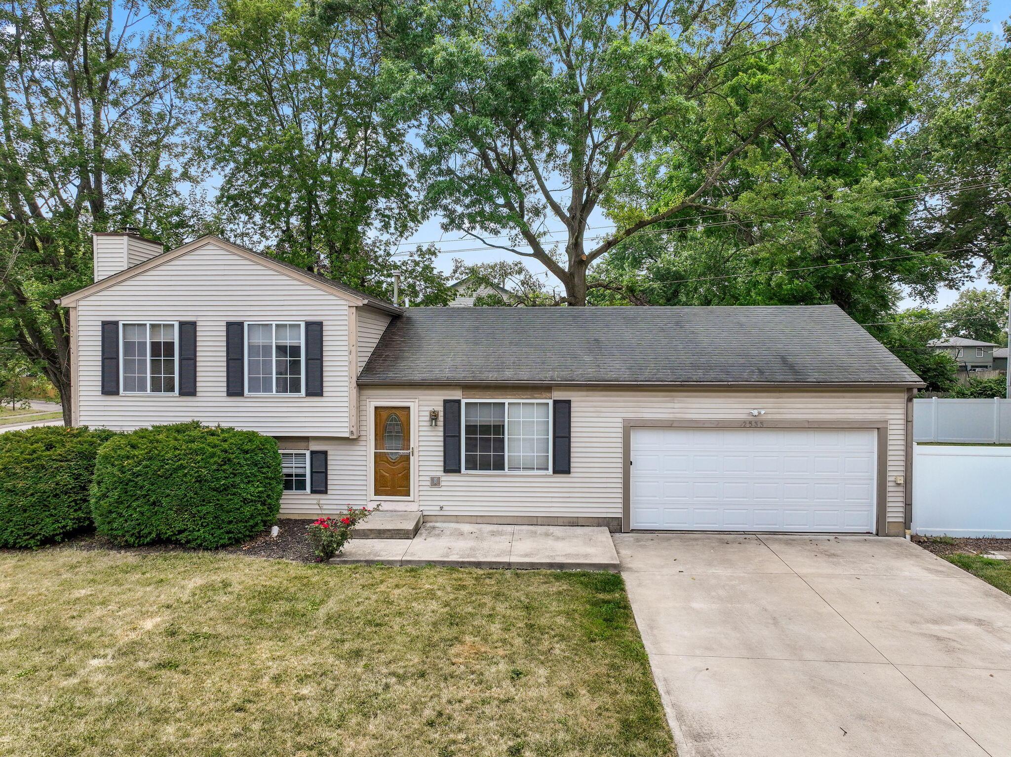 2533 Creekwillow Place — photo