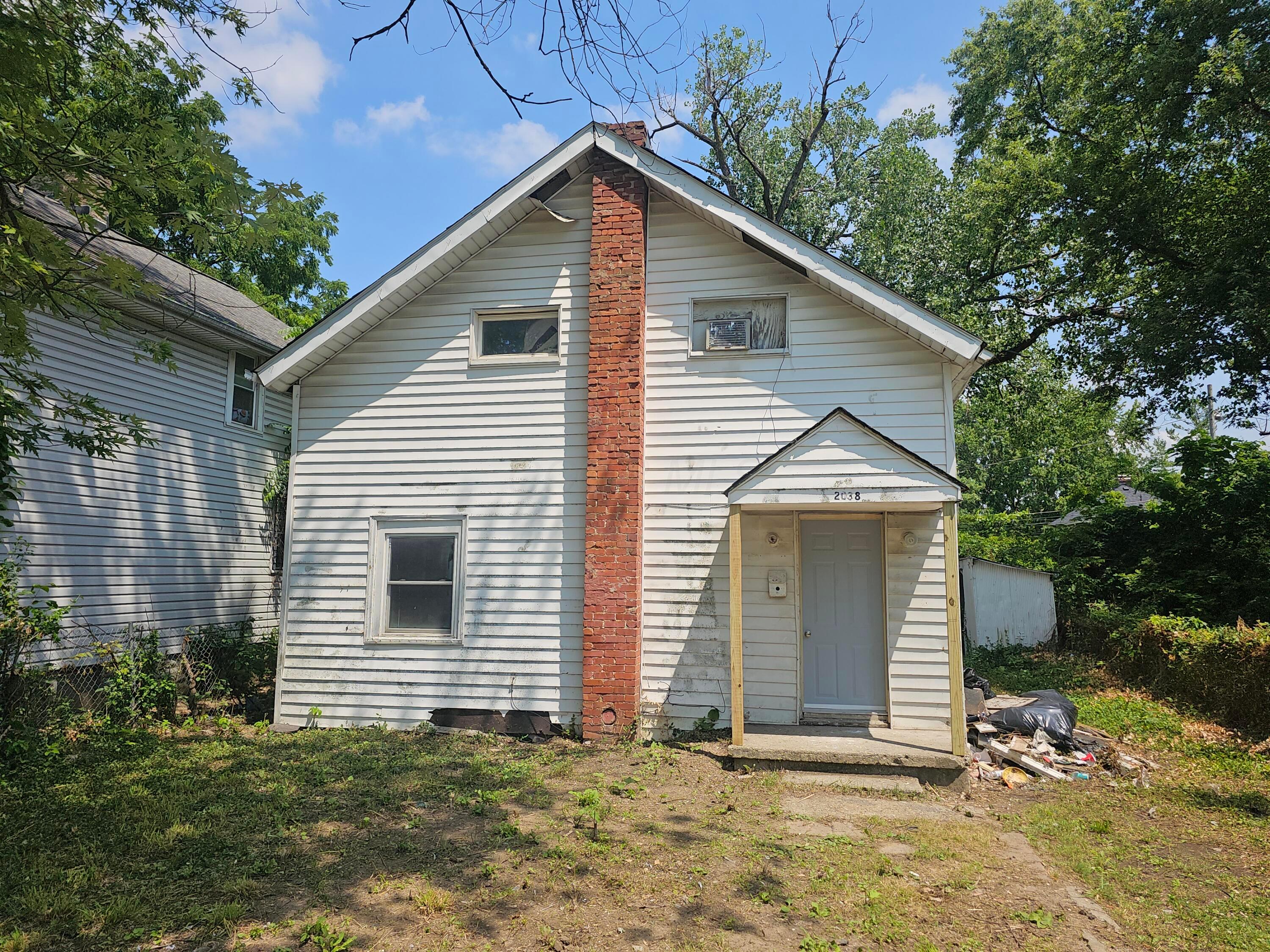 2038 E Hudson Street — photo