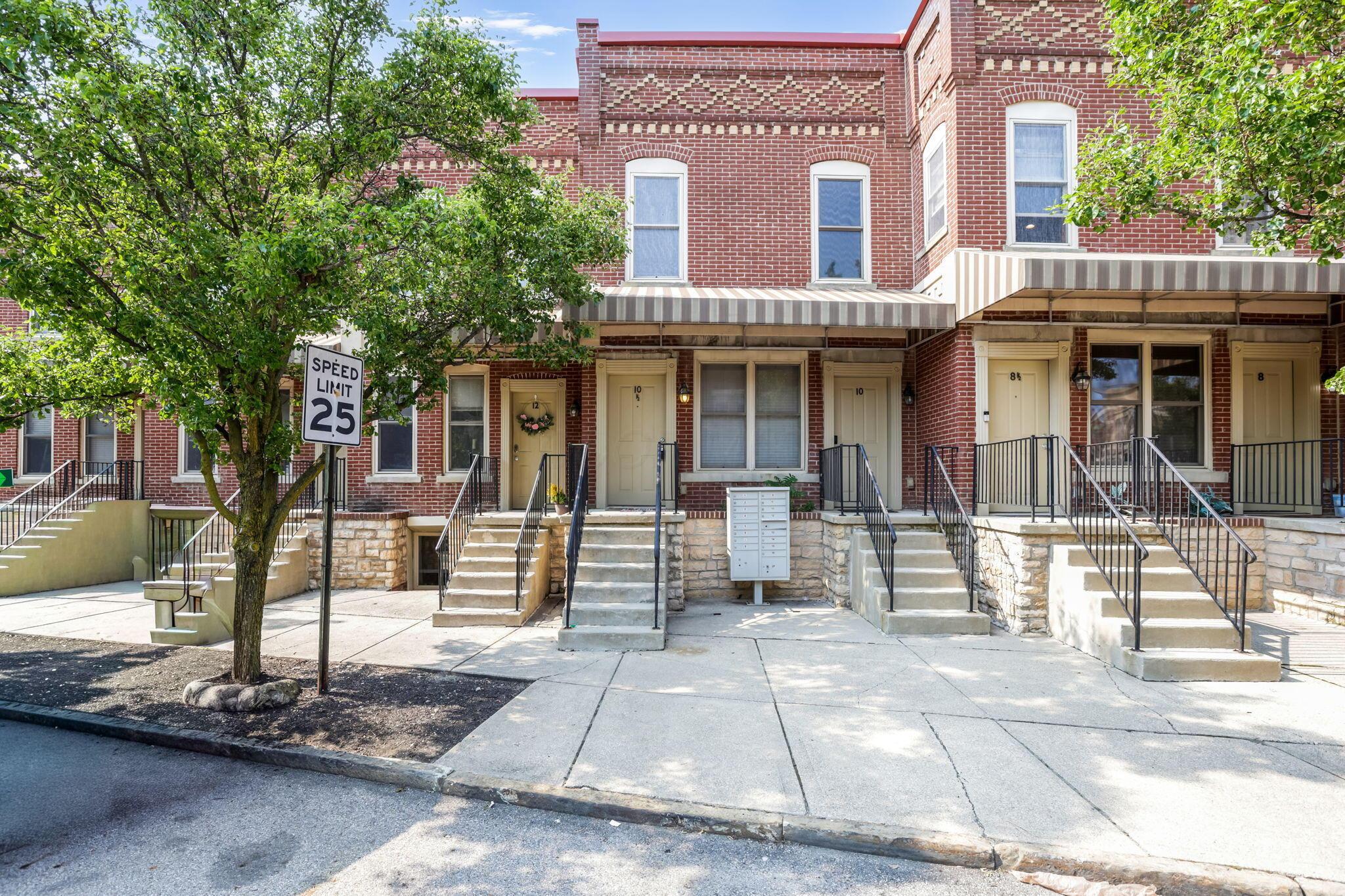 10 1/2 Clark Place — photo