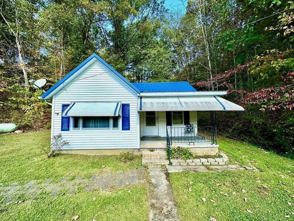448 Dace Road — photo