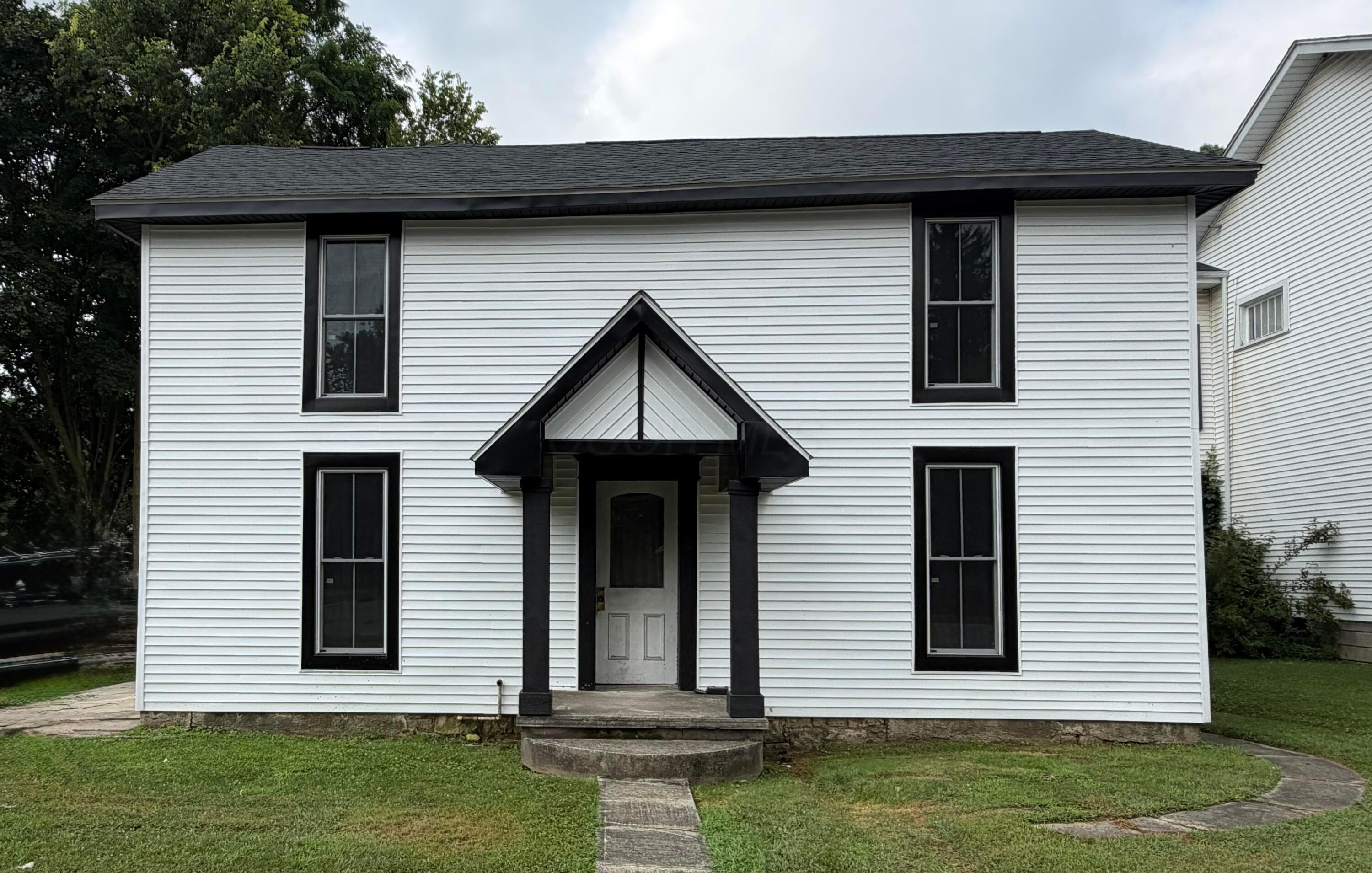 207 W Market Street — photo