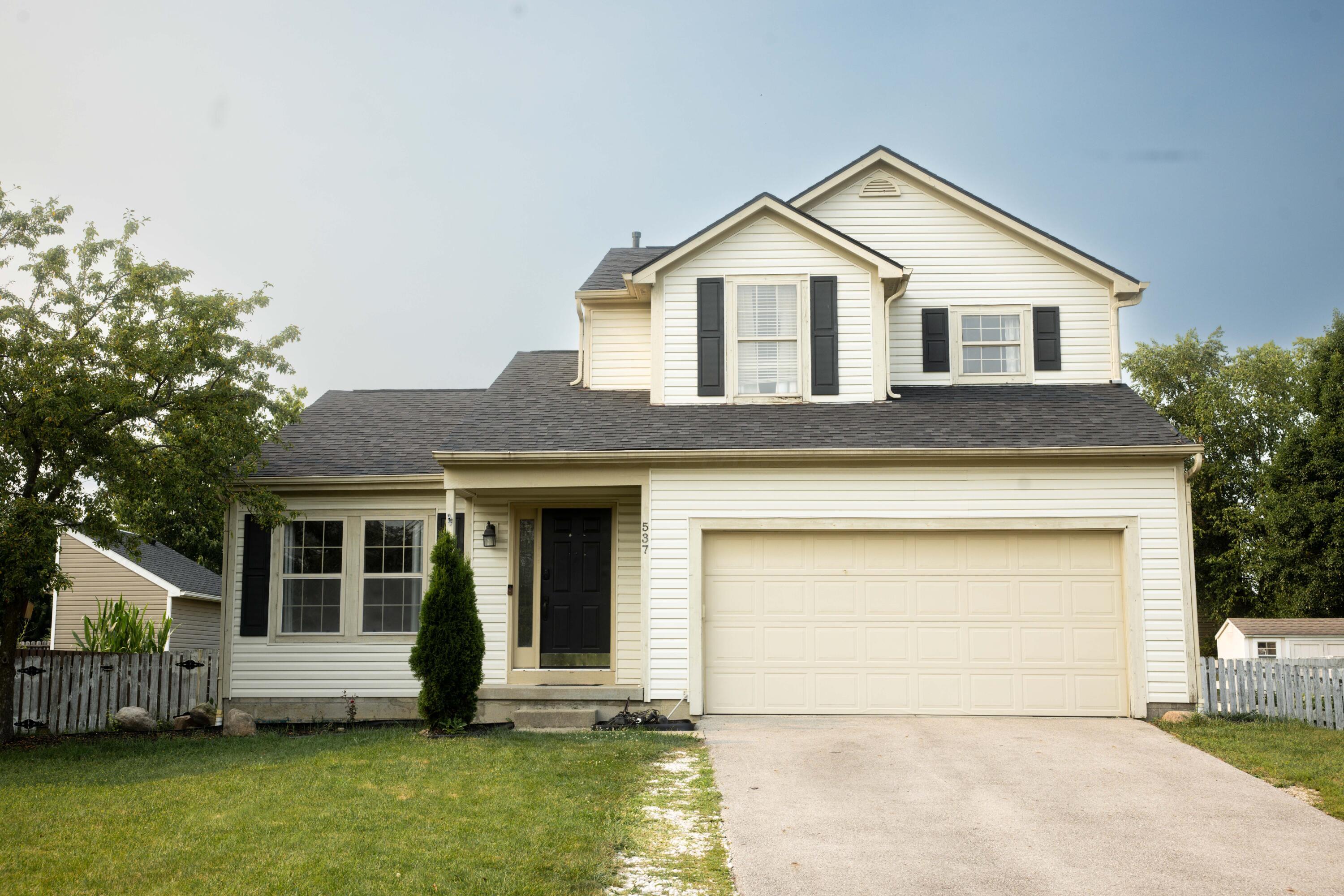 537 Ashwyck Court — photo