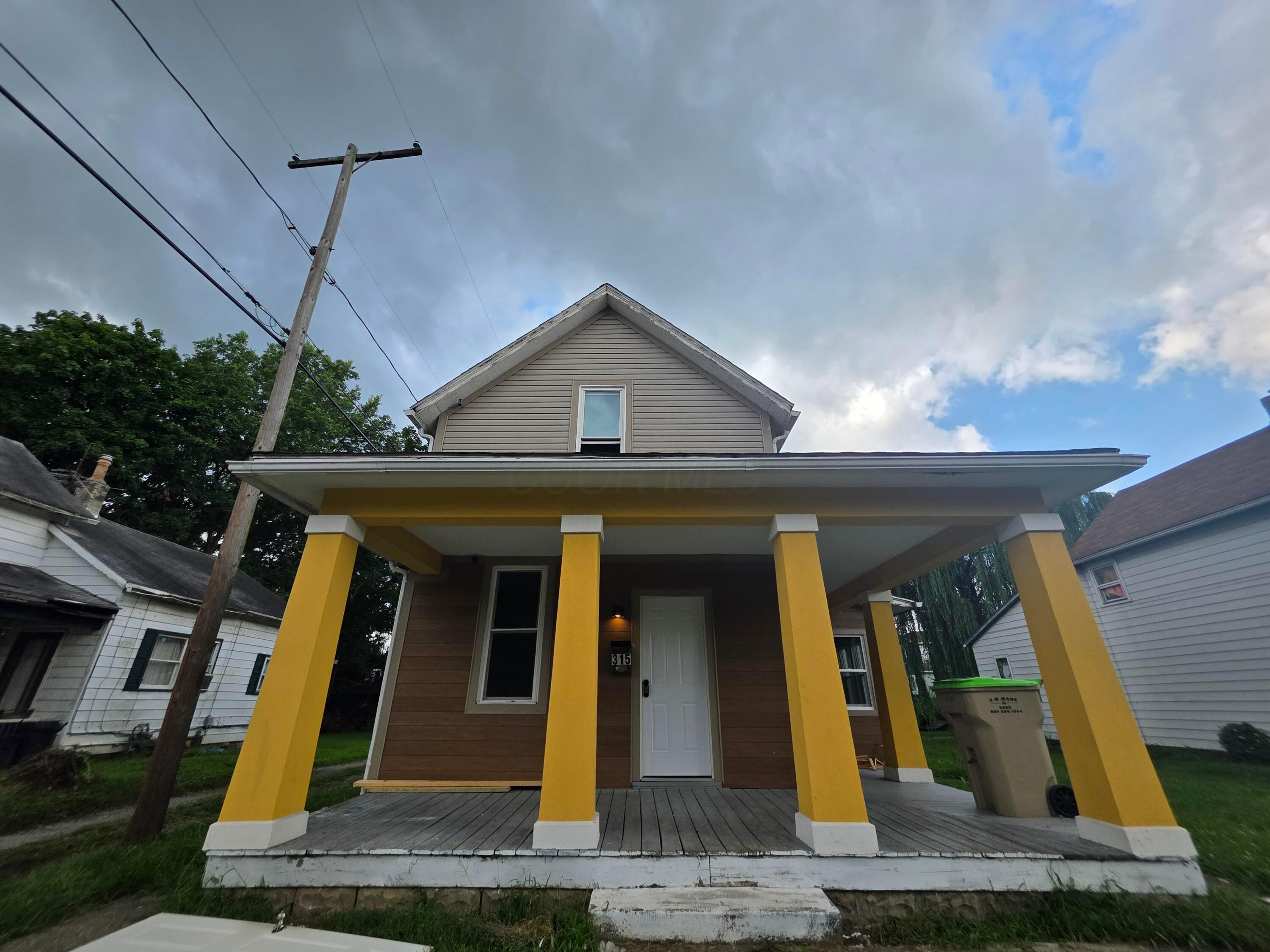 315 S Shaffer Street — photo
