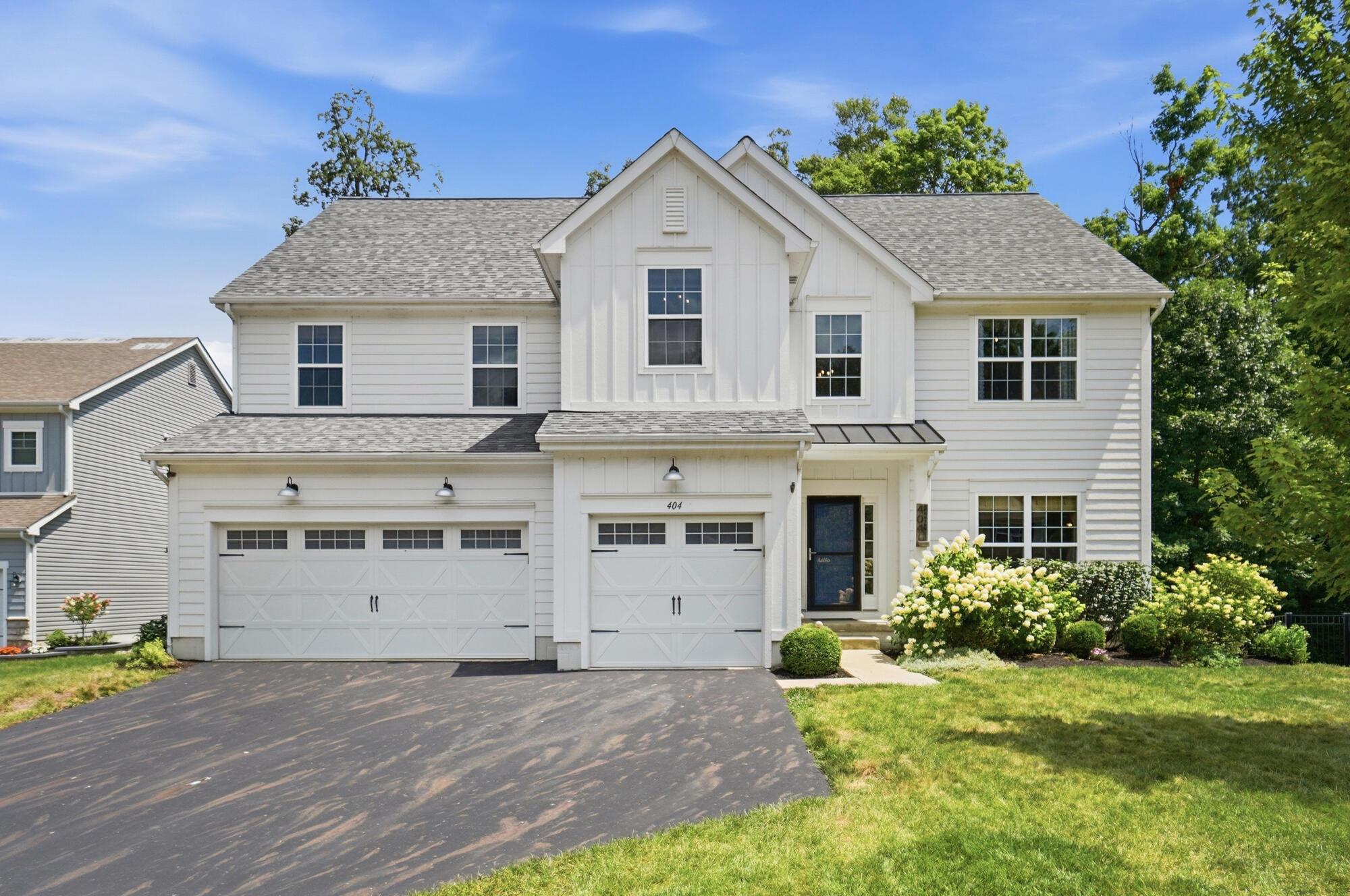 404 Hawking Drive — photo