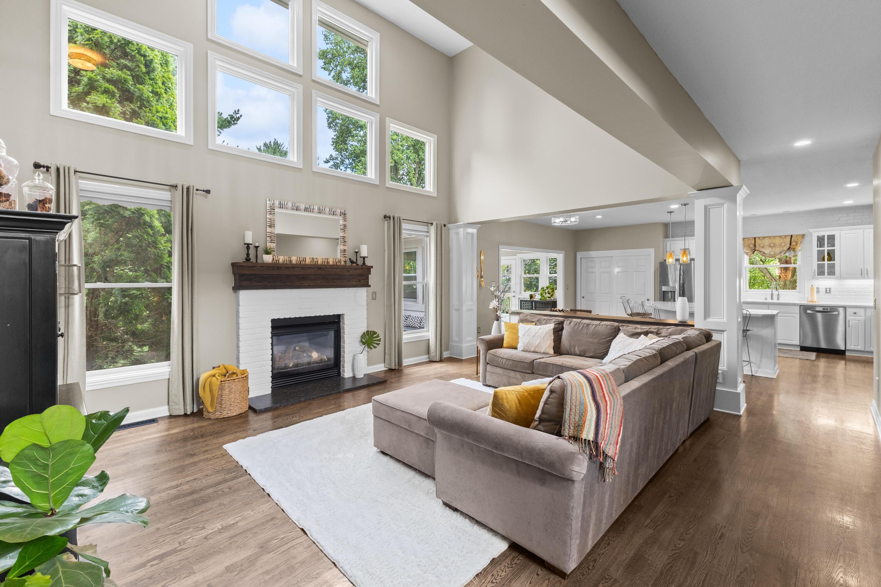 8423 Daventry Court — photo