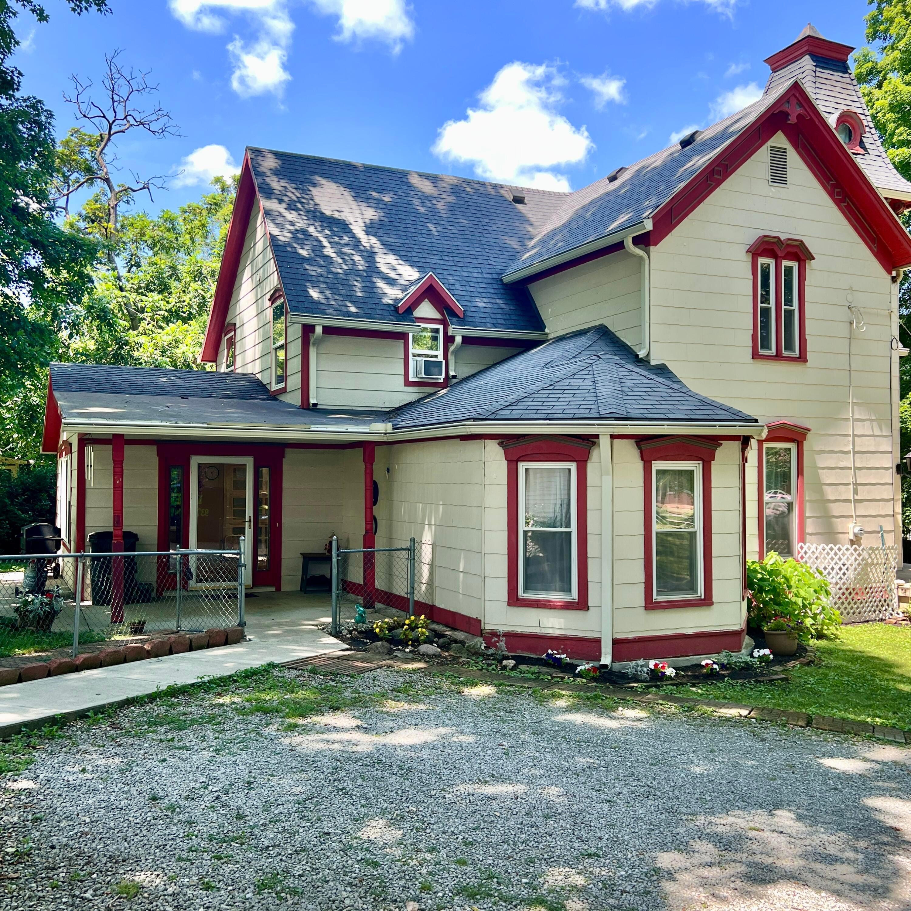 613 Boyce Street — photo
