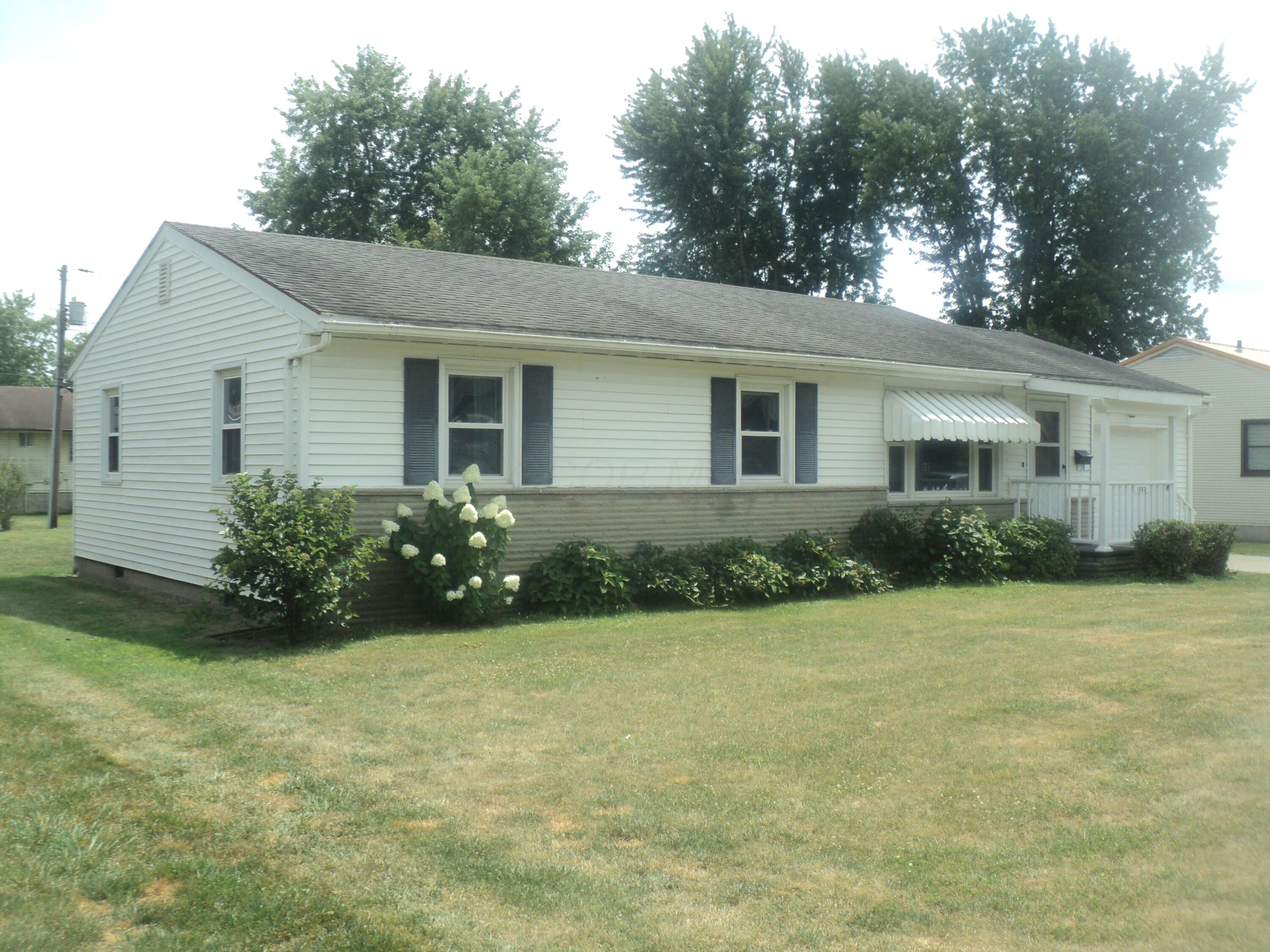 1005 Golfview Drive — photo