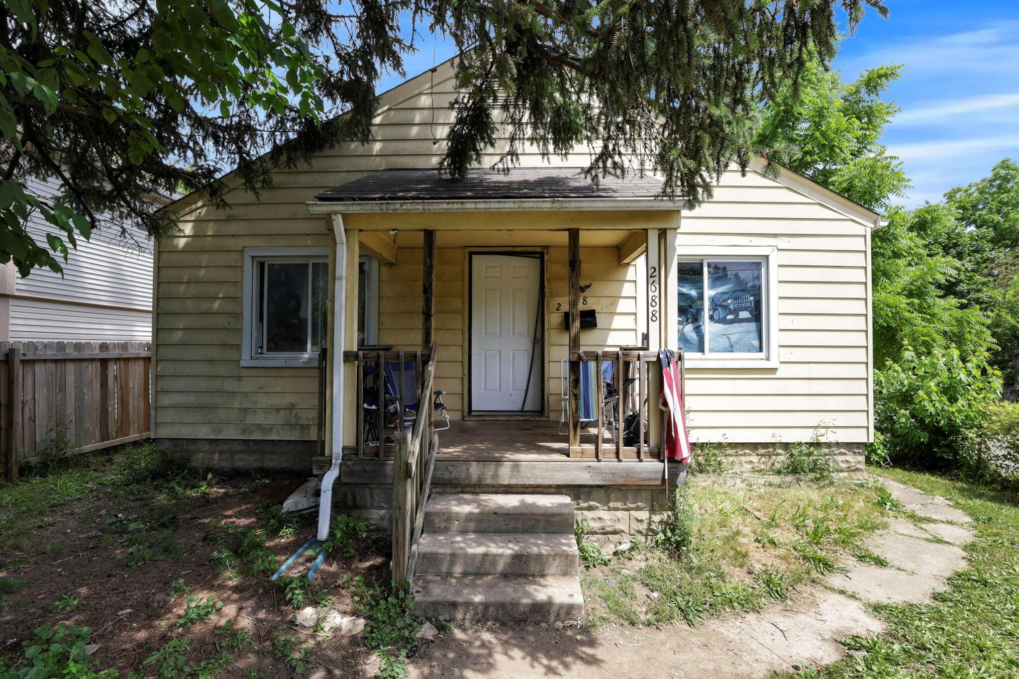 2688 Mcguffey Road — photo