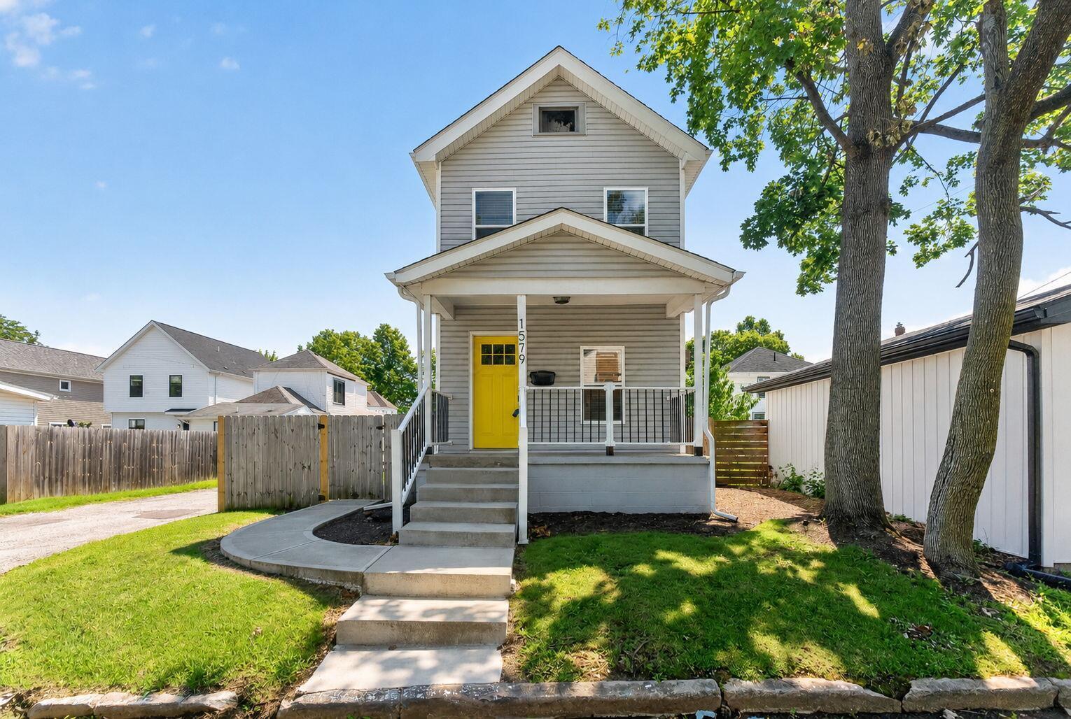 1579 Tiffin Street — photo