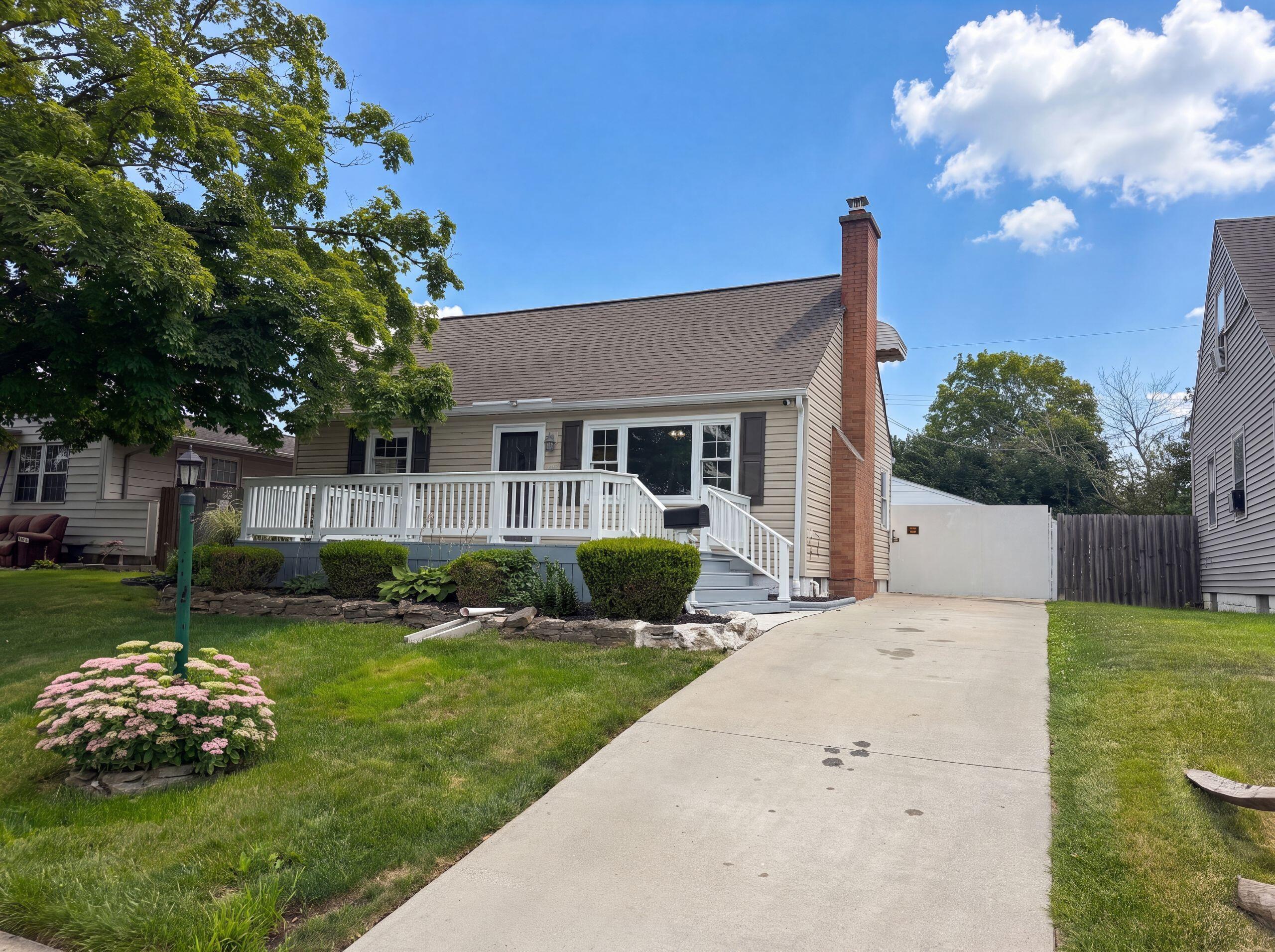 651 Raleigh Drive — photo