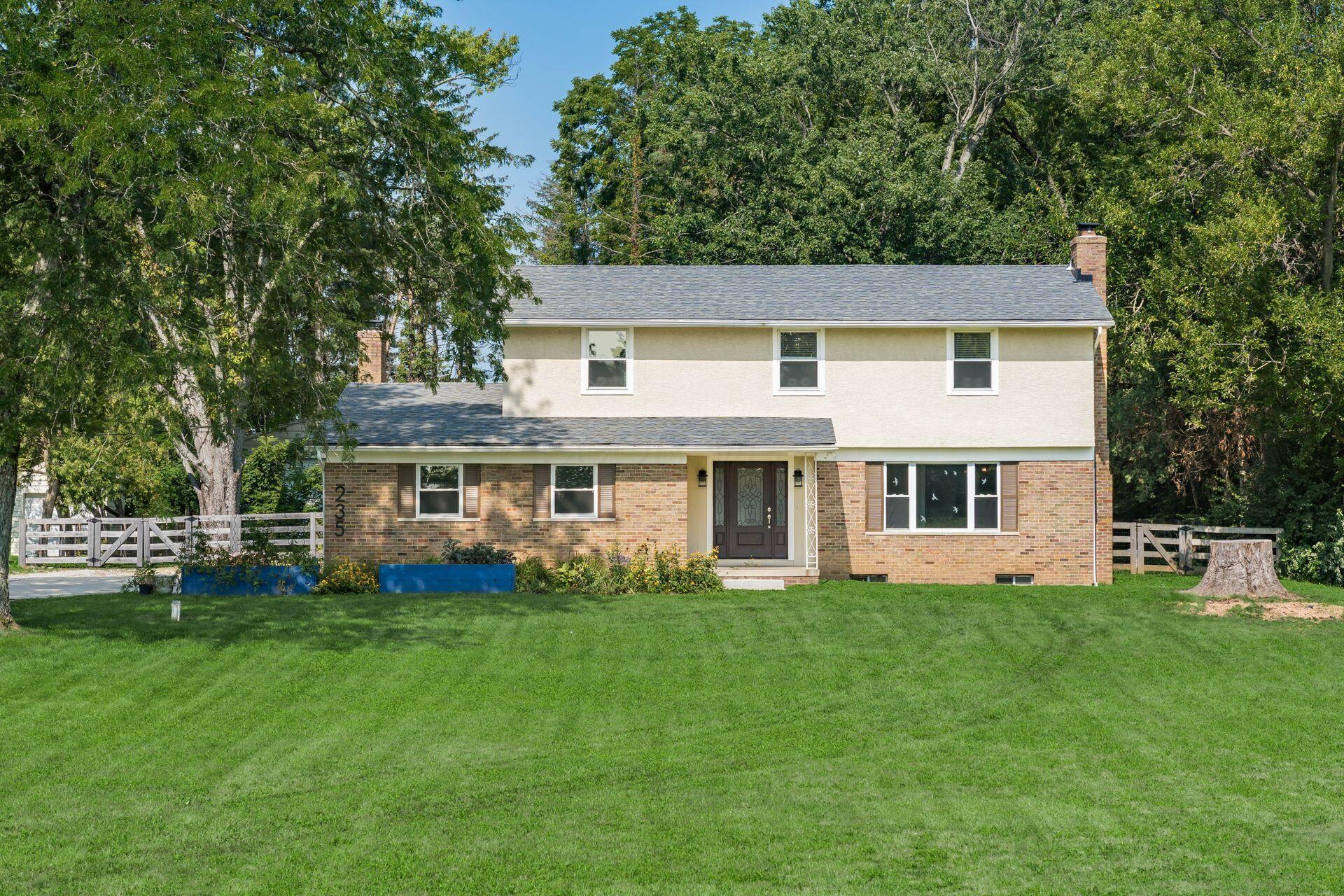 235 Cole Road — photo