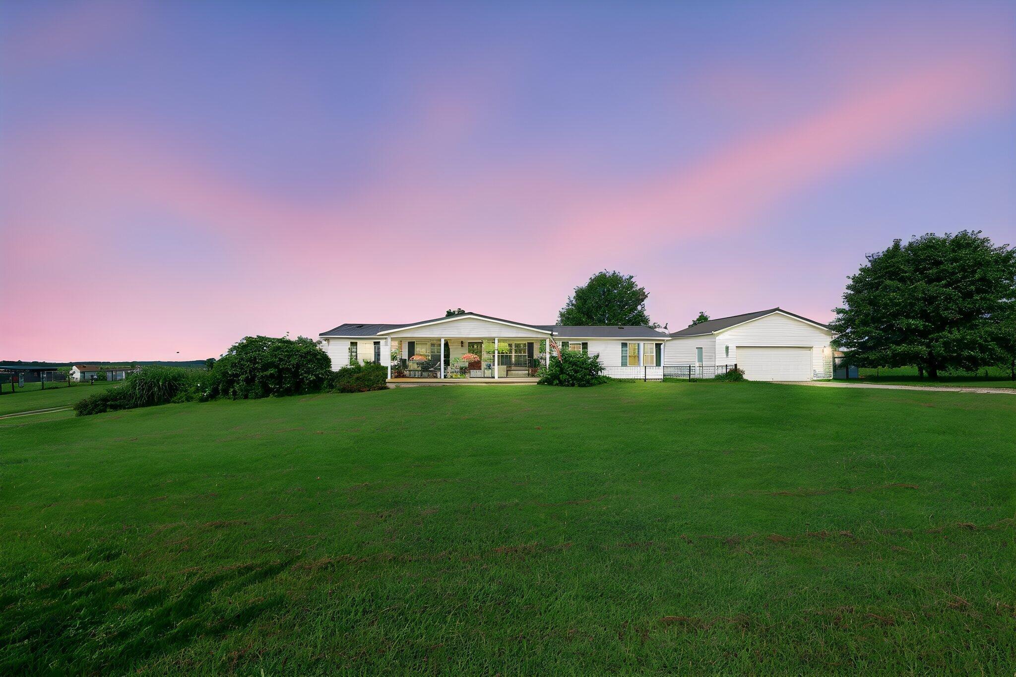 25477 Armstrong Road — photo