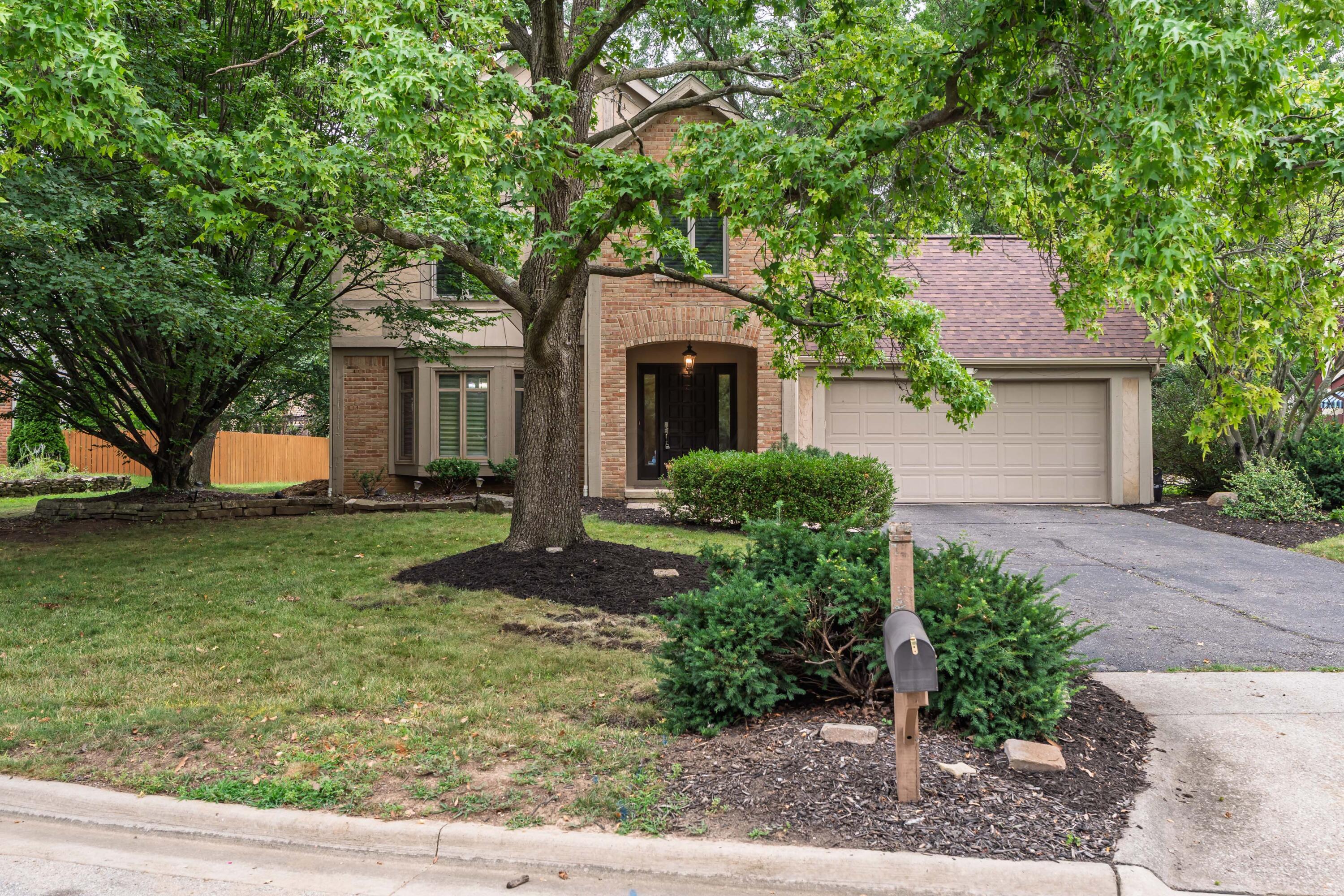 358 Glen Meadow Court — photo