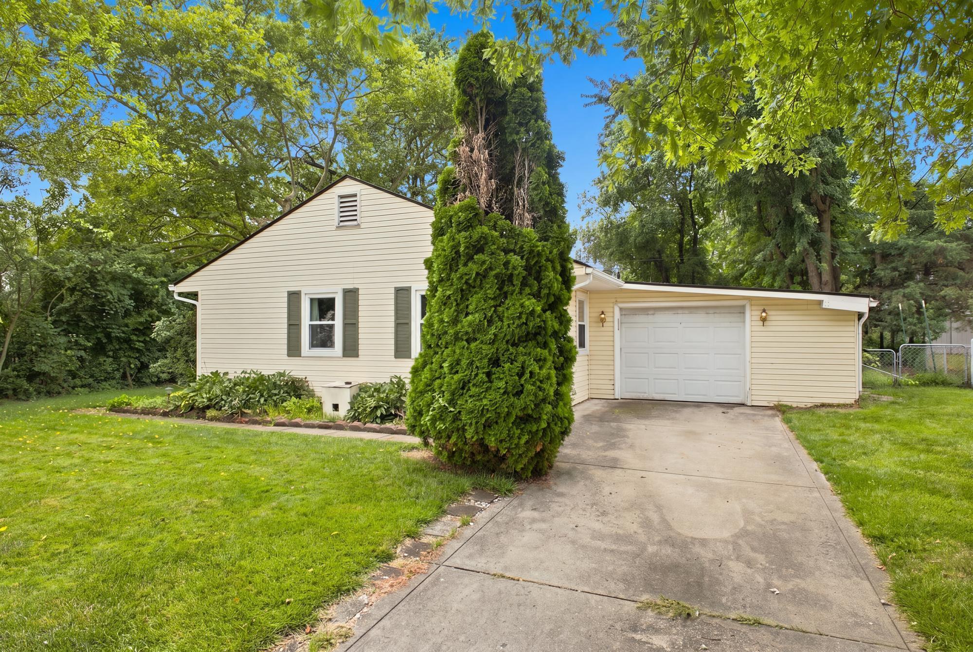 367 Yarmouth Lane — photo