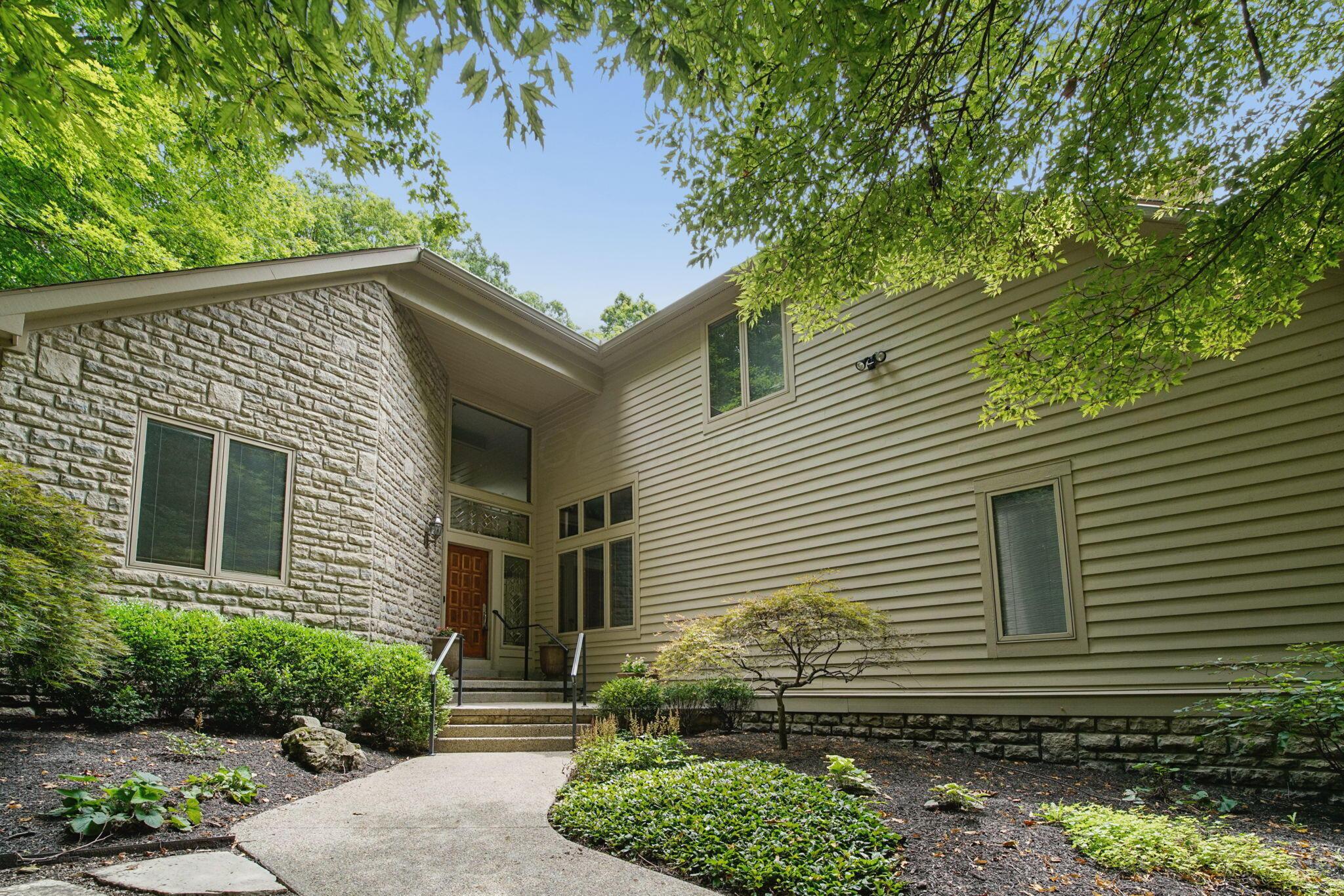 388 Lily Pond Court — photo