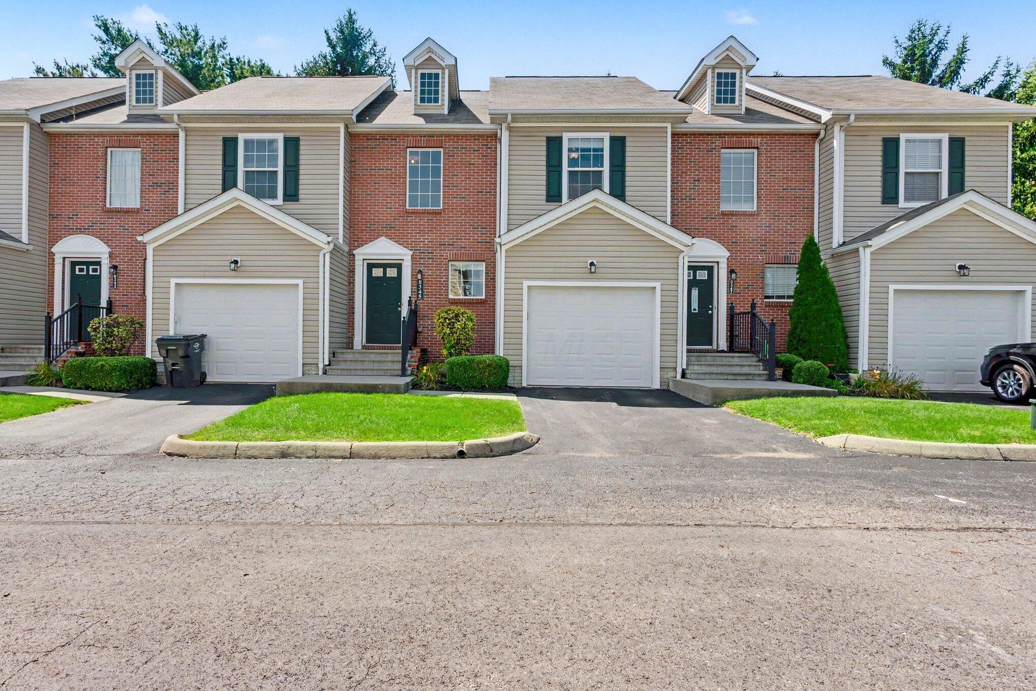 8345 Bruntsfield Road — photo