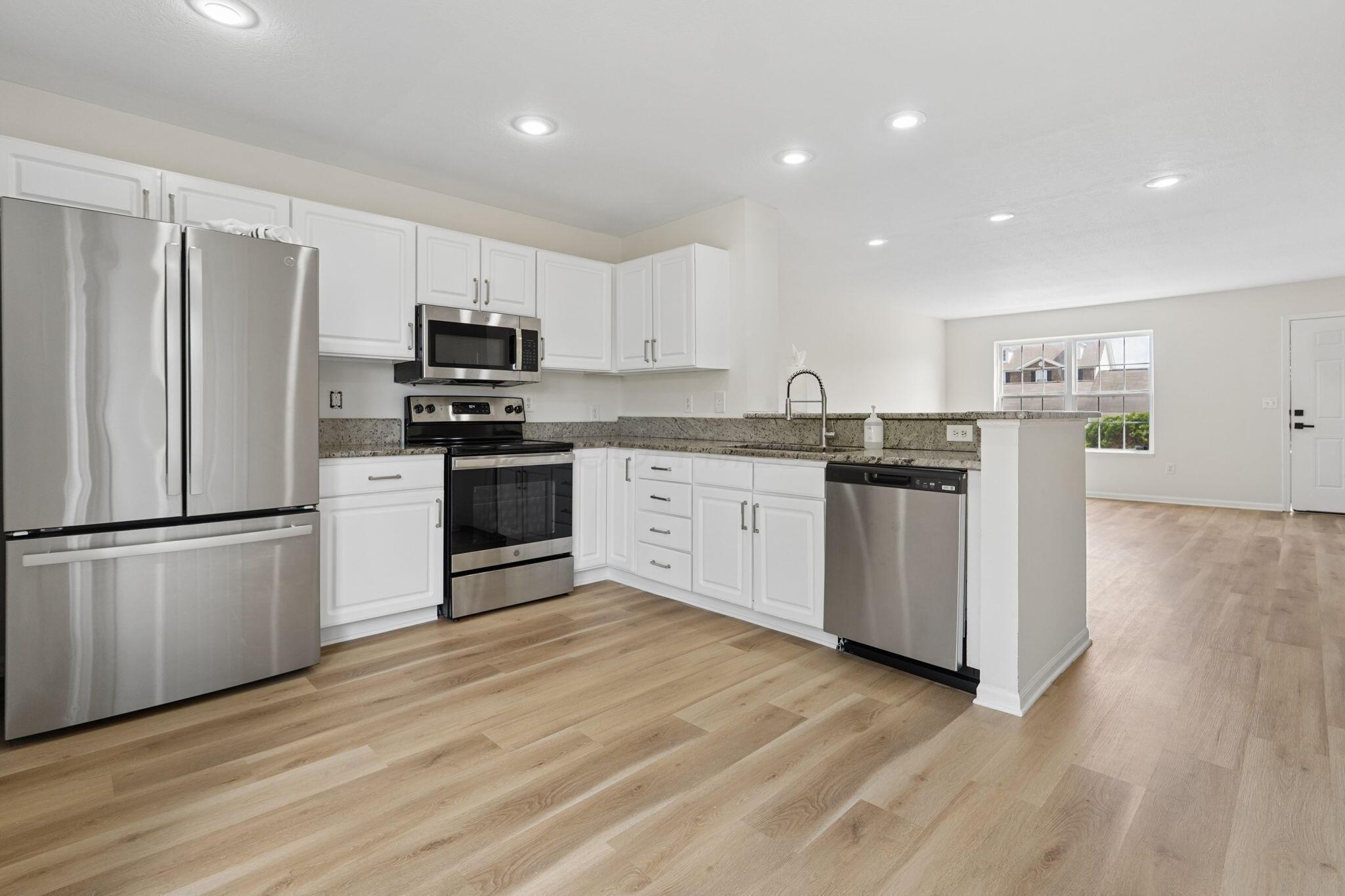 1079 Shady Lake Drive — photo