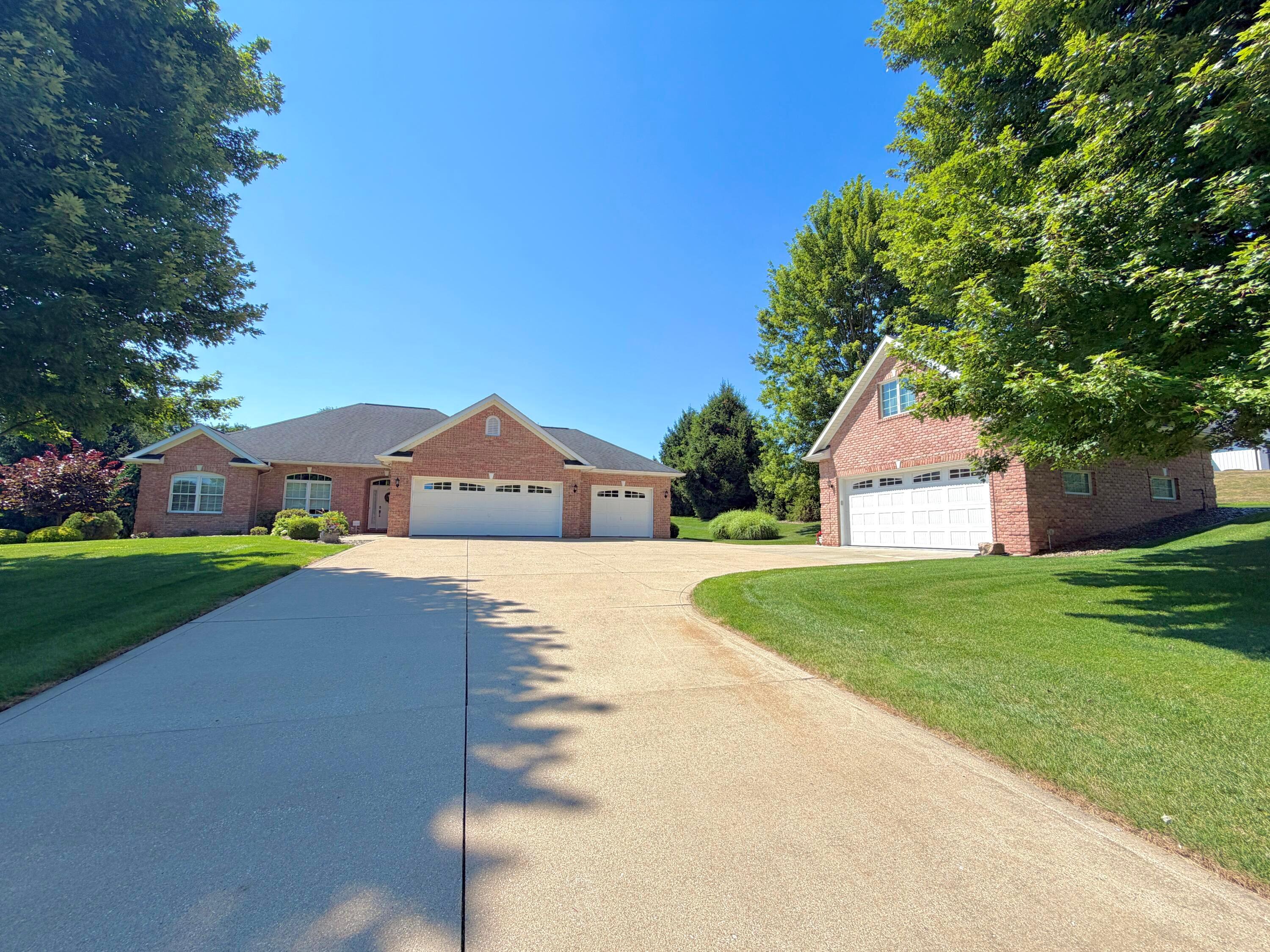 5044 Sunset Boulevard Road NW — photo