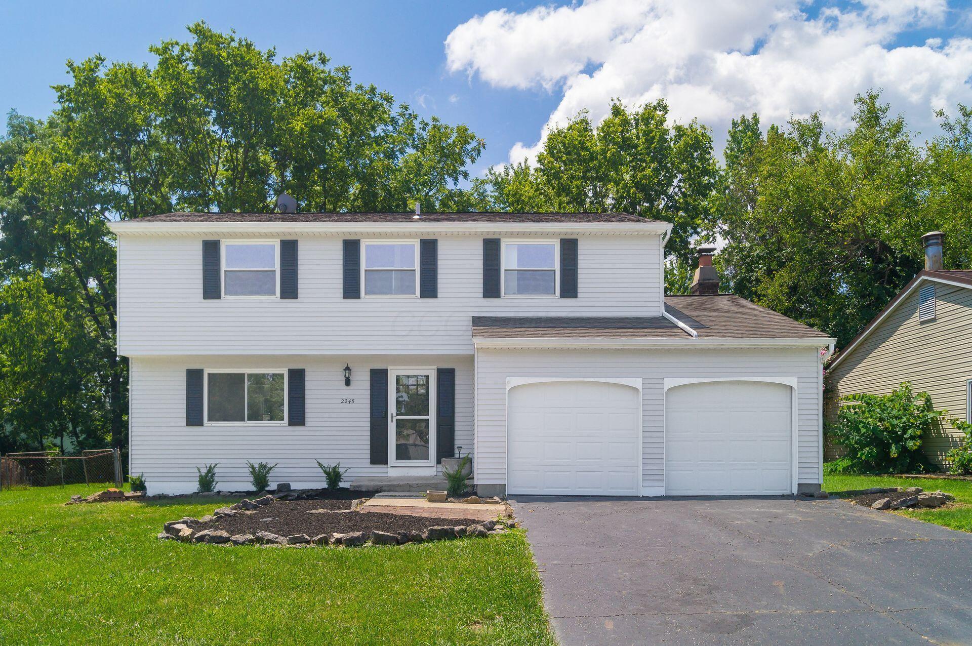 2245 Blue Rock Lane — photo