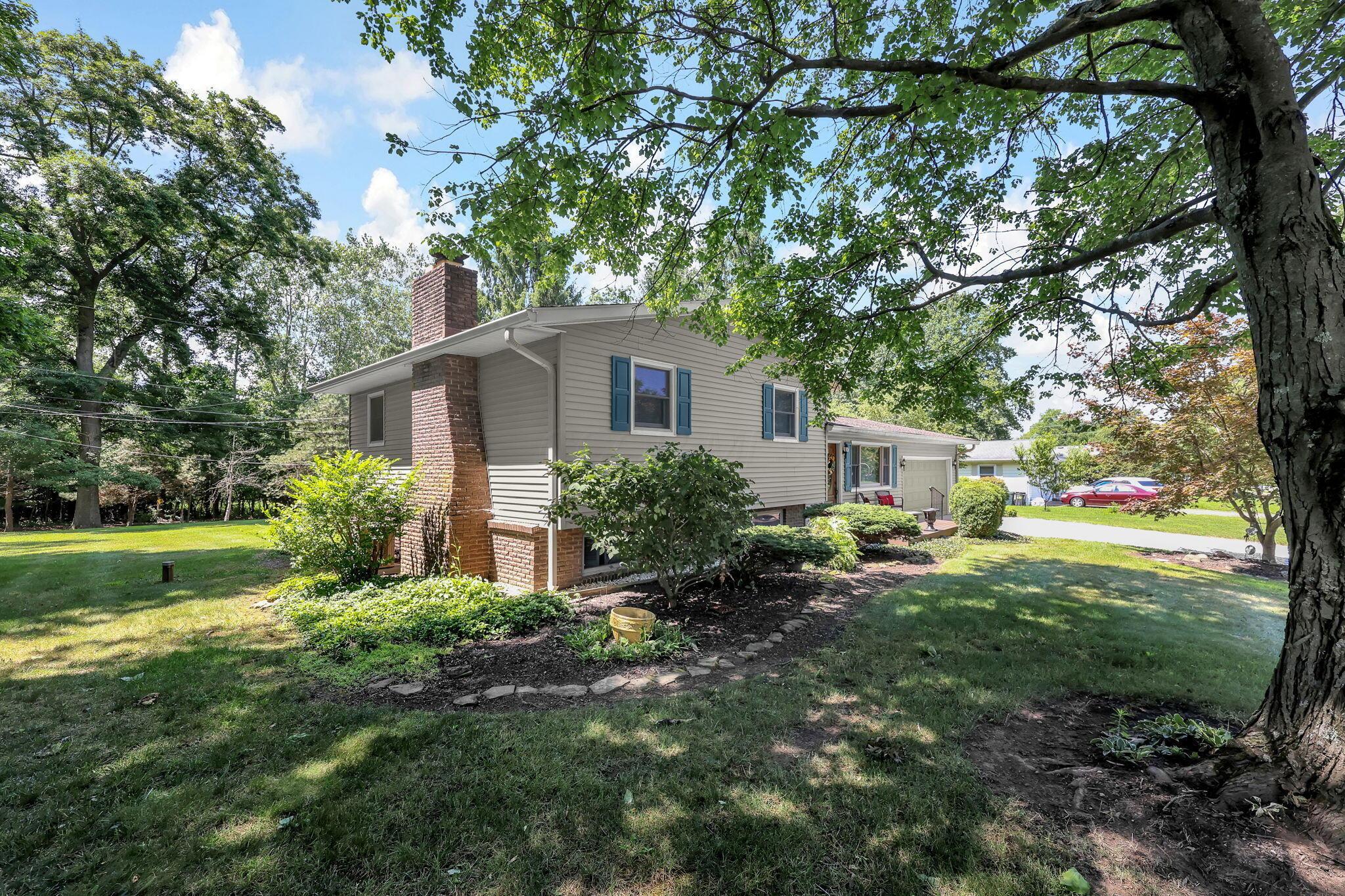 634 Knoll Drive — photo