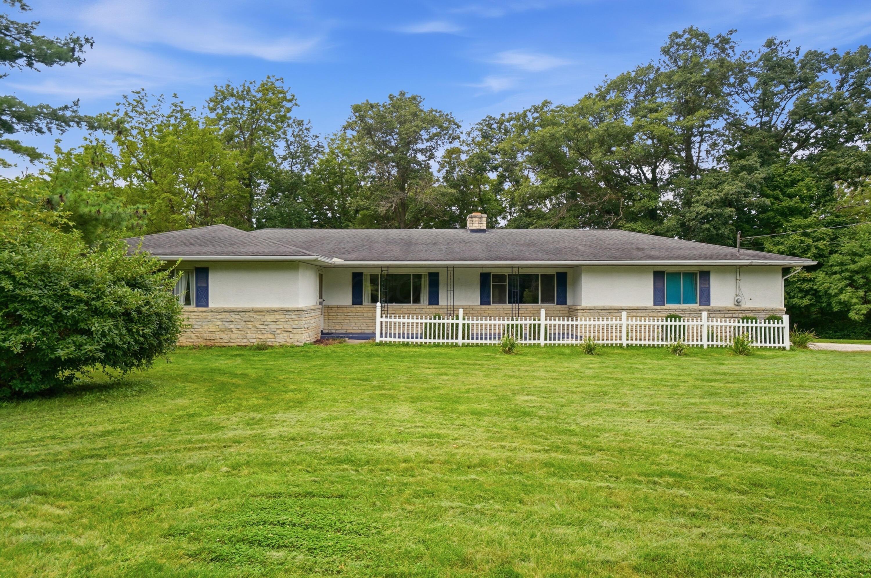 1030 Taylor Blair Road — photo