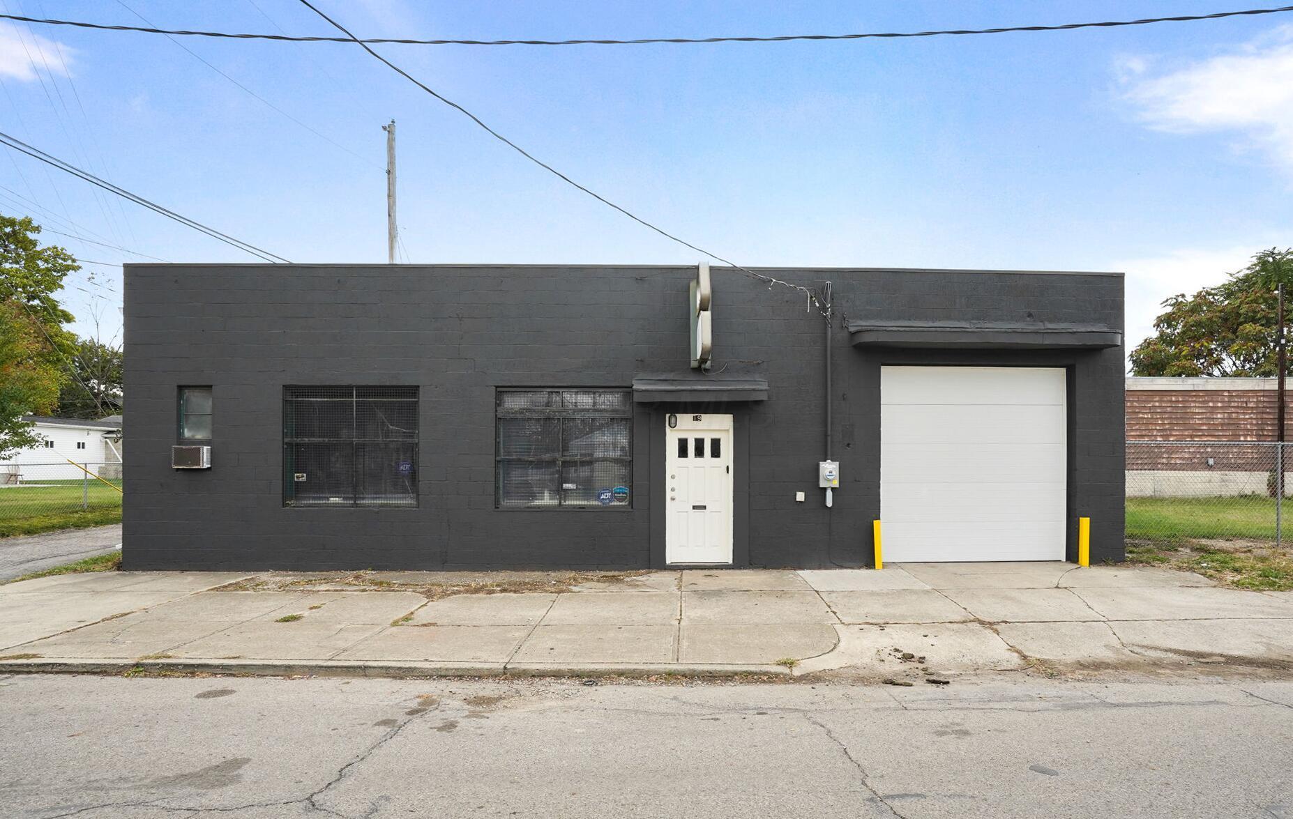 19 S Highland Avenue — photo