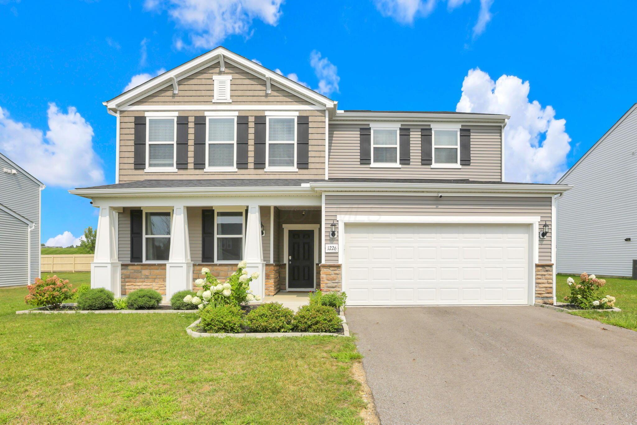 1226 Lake Forest Drive — photo