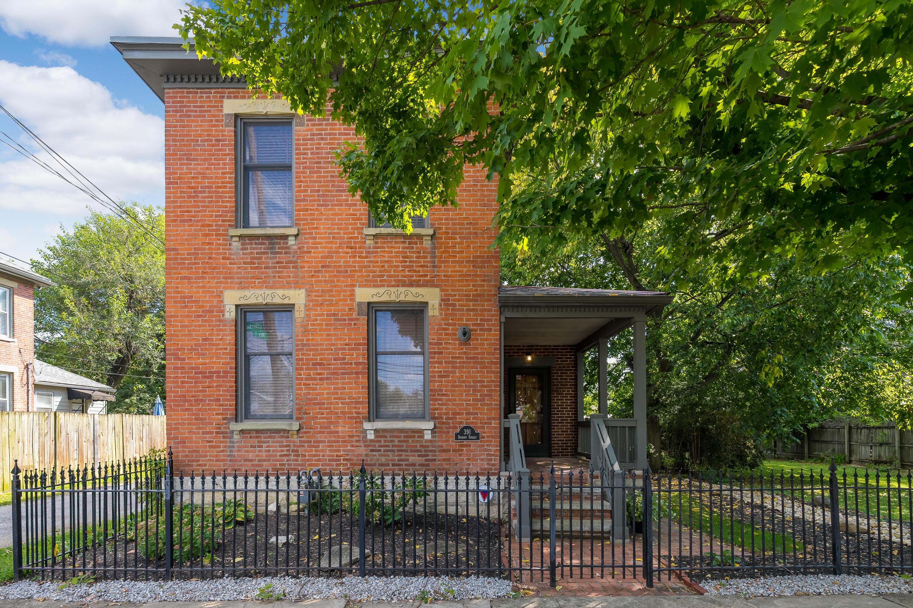 391 Siebert Street — photo