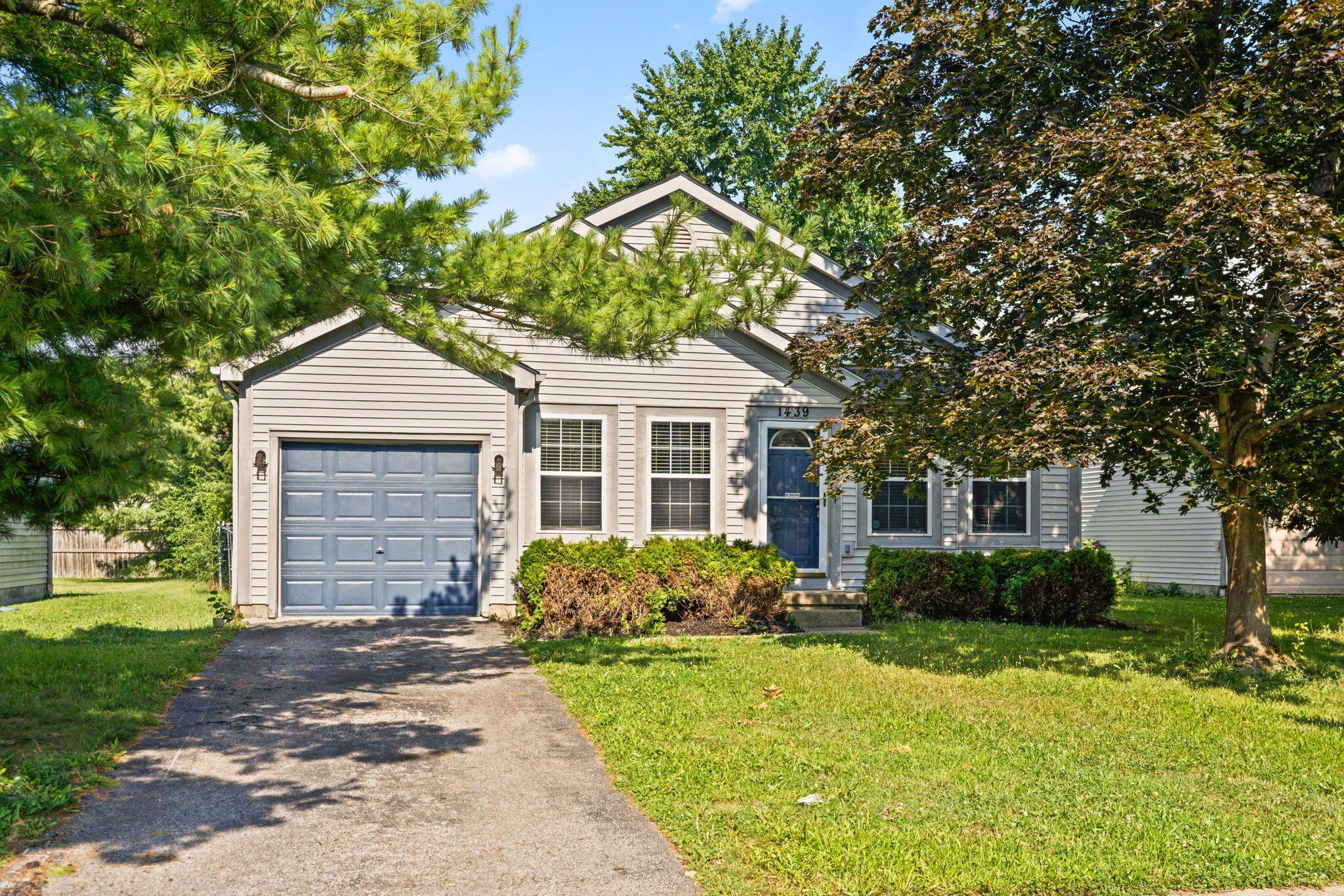 1439 Pinehurst Court — photo