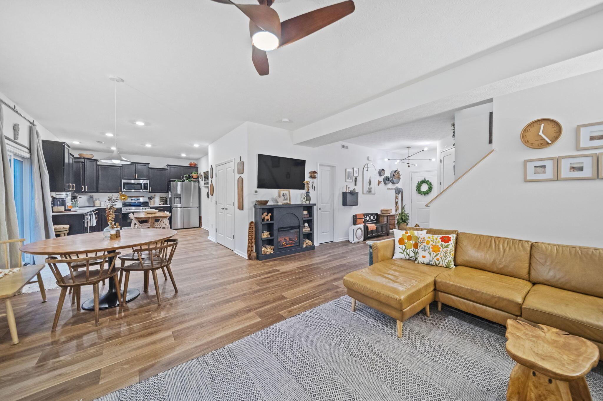 322 Juhl Court — photo