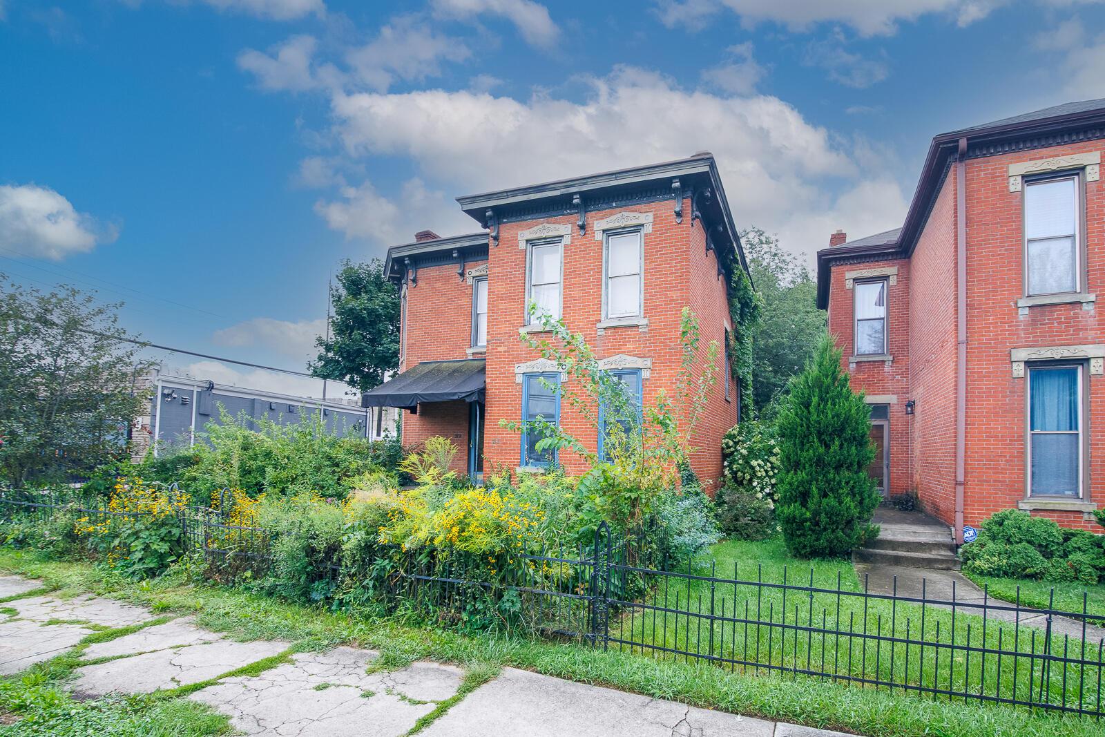 29-31 Smith Place — photo