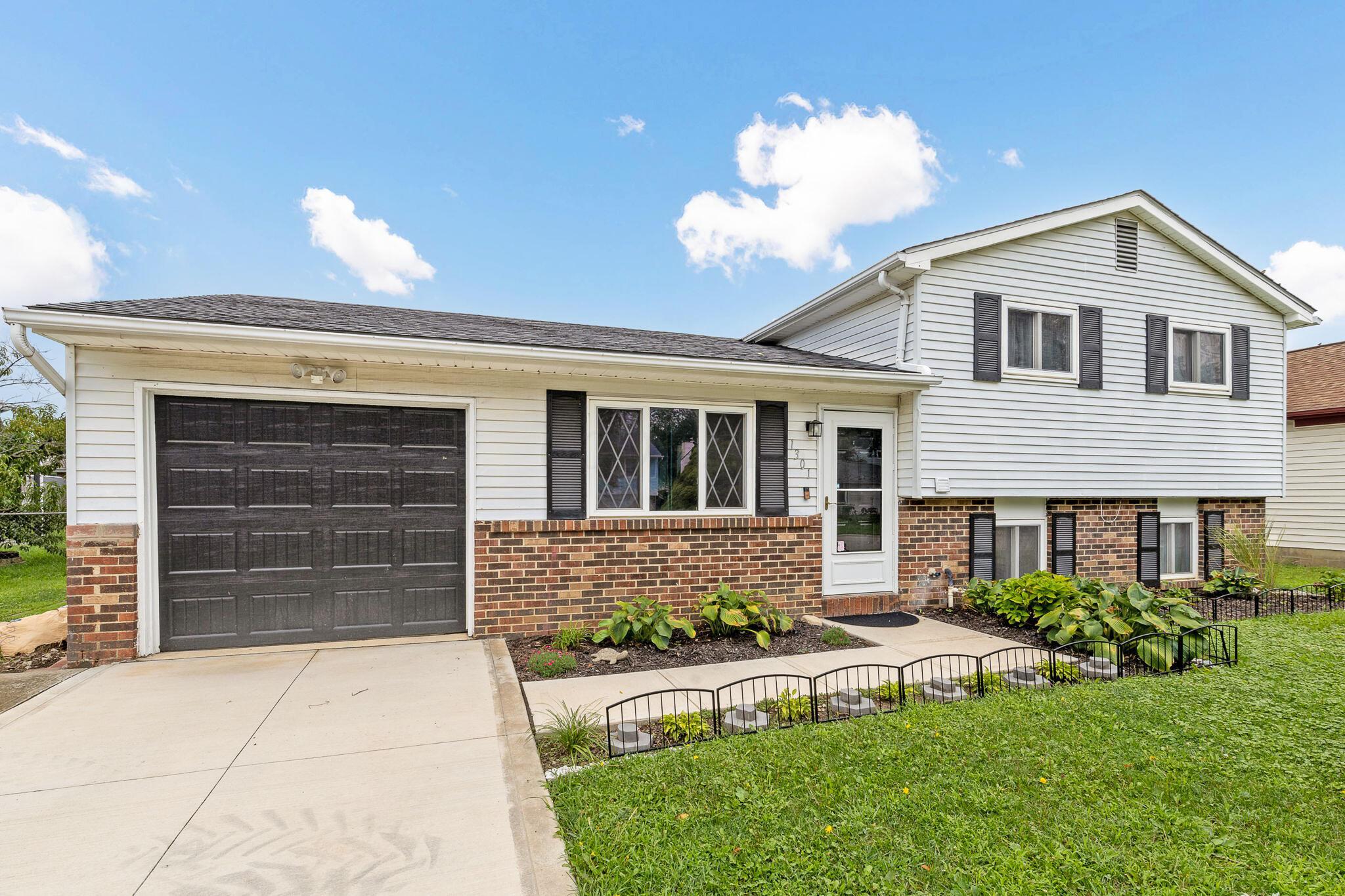 1301 Saffron Place — photo