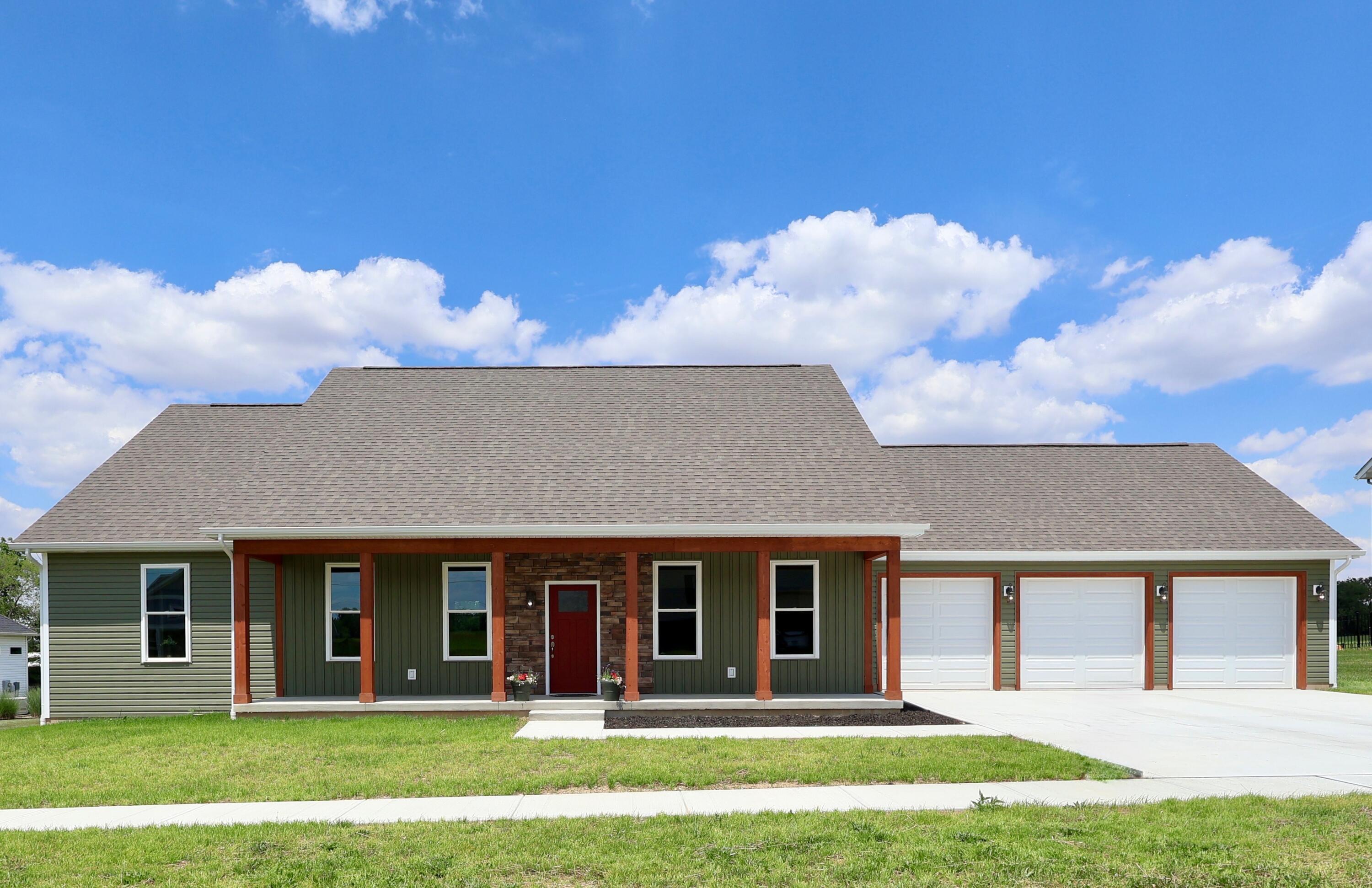 1564 Brooke Park Drive — photo