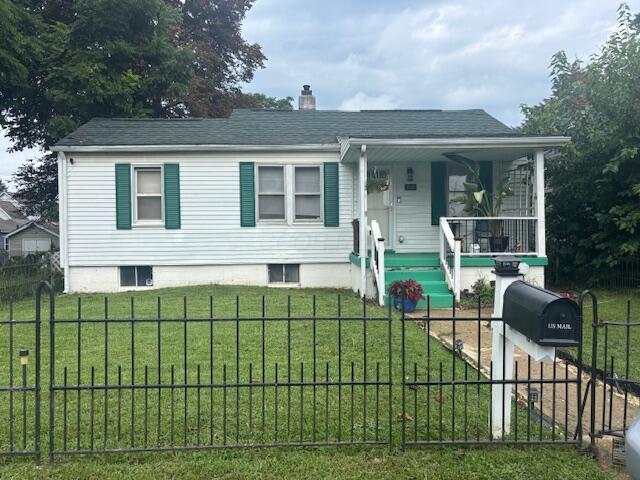 1040 Campbell Avenue — photo