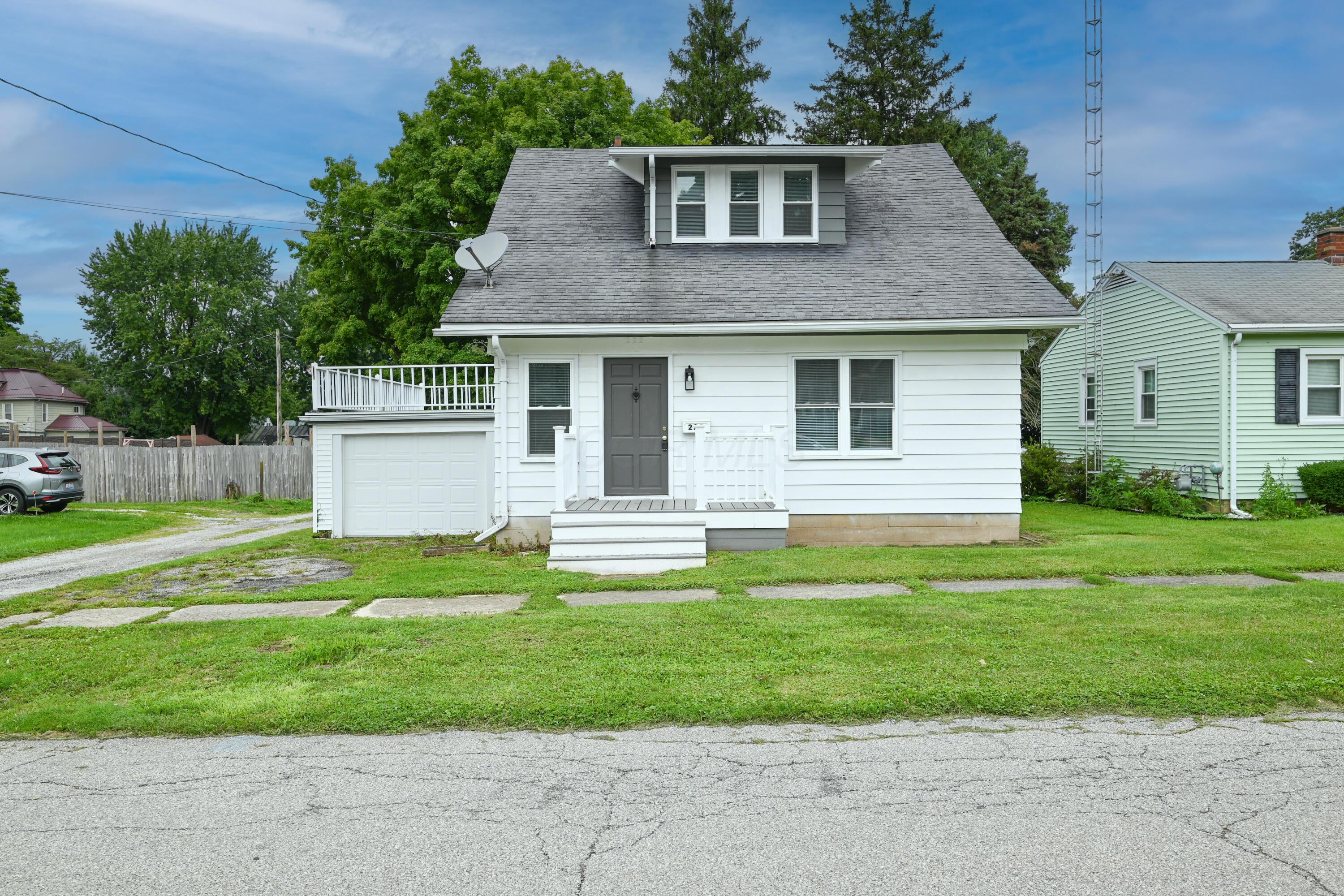 222 E Summit Street, Galion, OH 44833 — photo 2