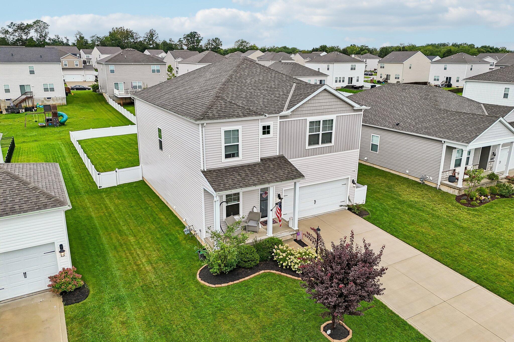 295 Flint Court — photo