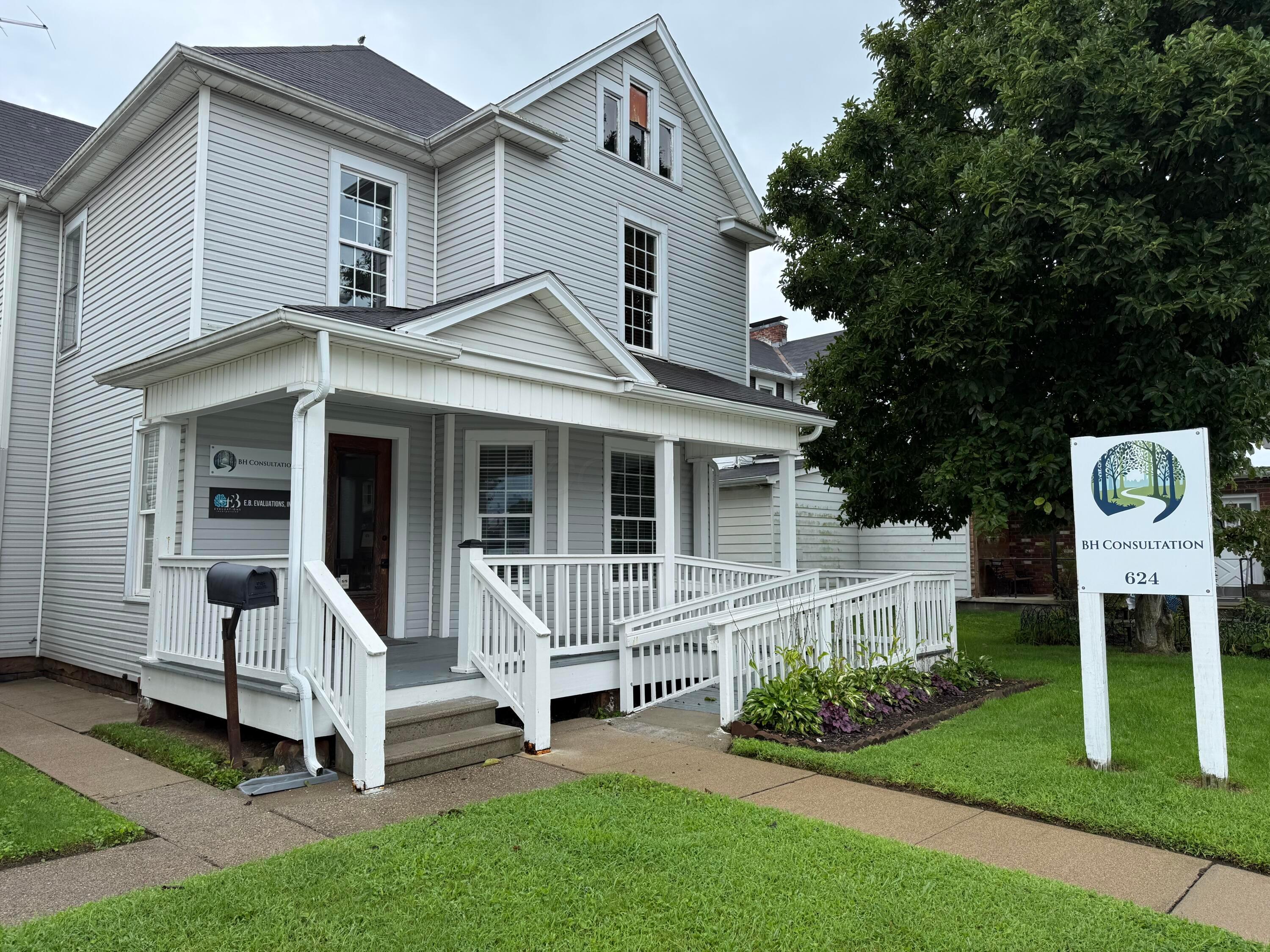 624 E Main Street — photo