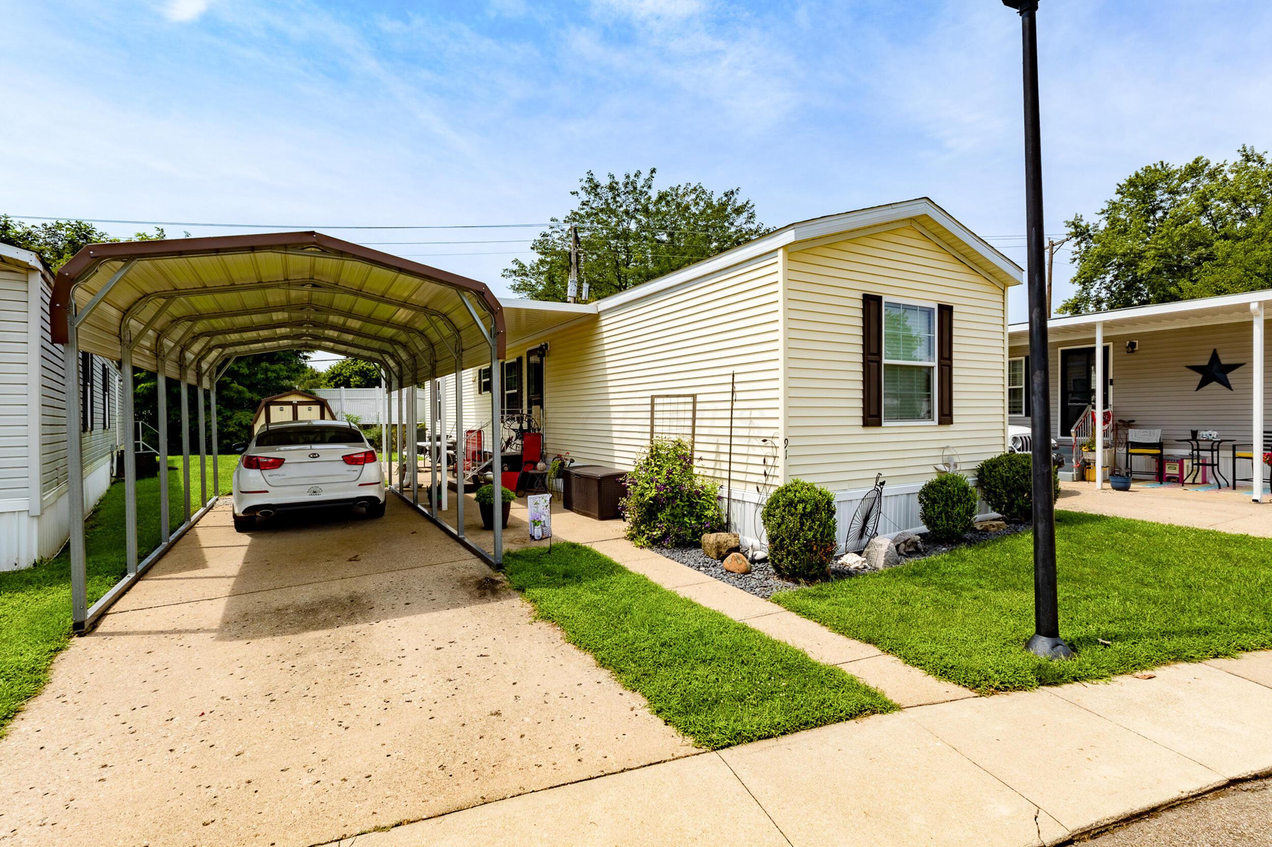 2445 Columbus-Lancaster Road NW, 91 — photo