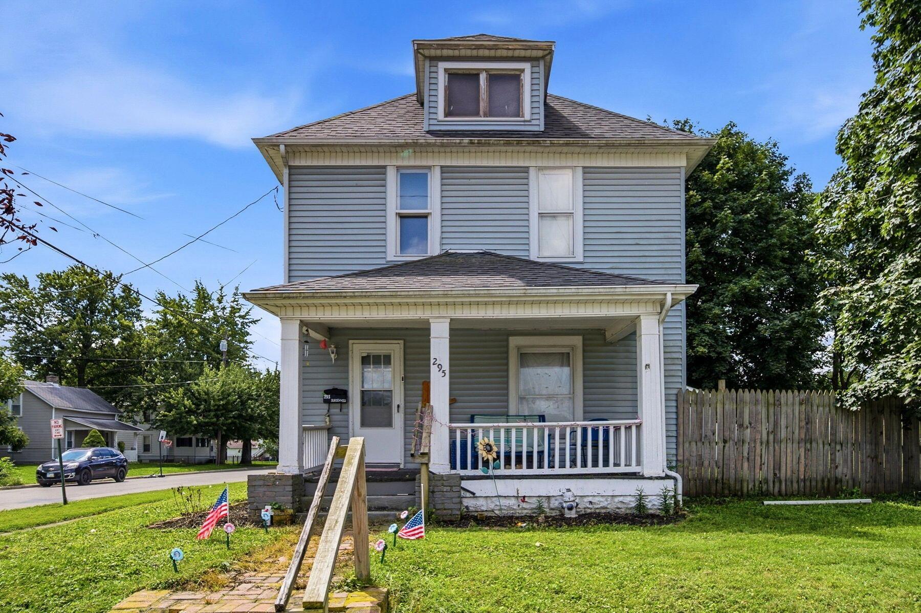 295 E George Street — photo